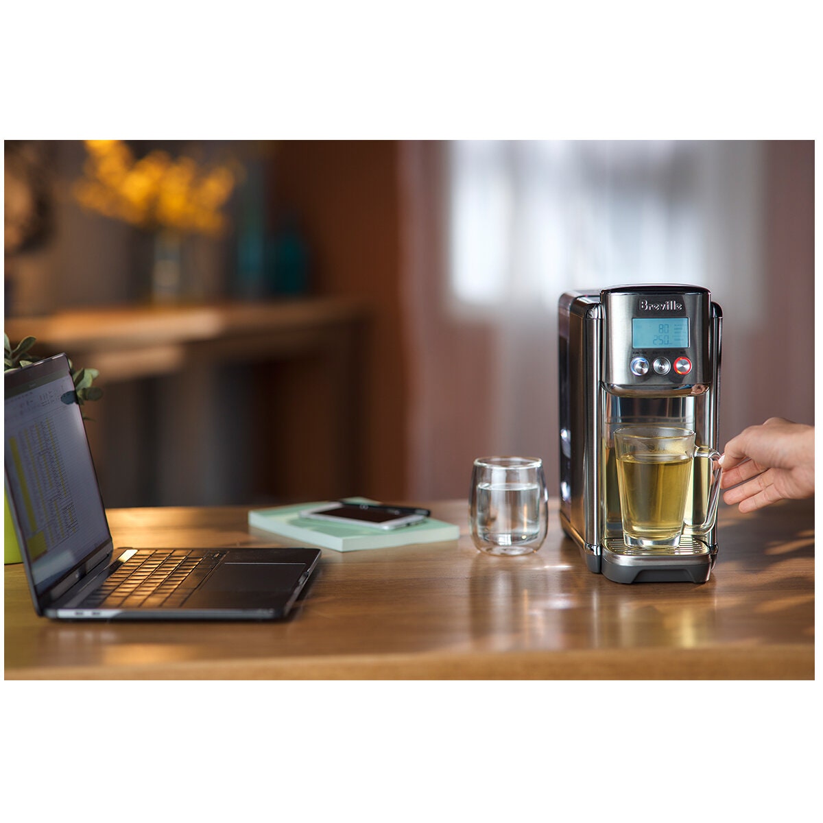 Breville the AquaStation Purifier Hot - 4-stage filtration, 3L tank, stainless steel - LWA200BSS2IAN1