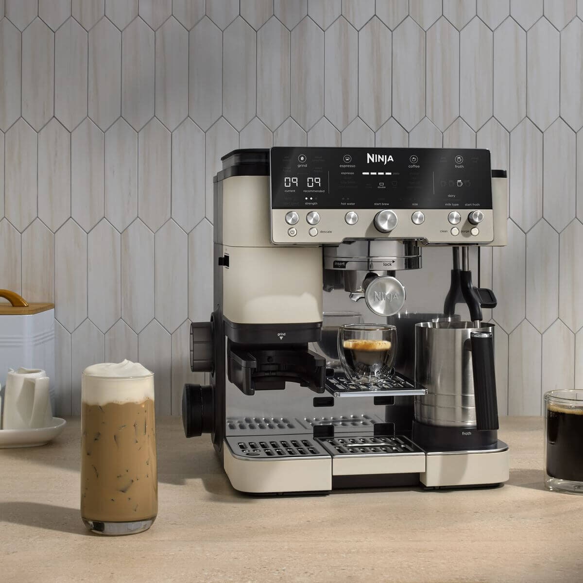 Ninja Luxe Cafe Premier Espresso Machine - Oat Milk Cream - 15+ Drink Presets - ES601WHANZ