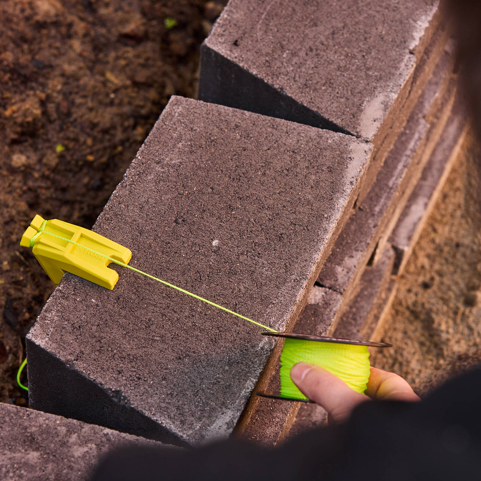 Trojan 75 x 33 x 44mm Lime Green Rubber Line Block