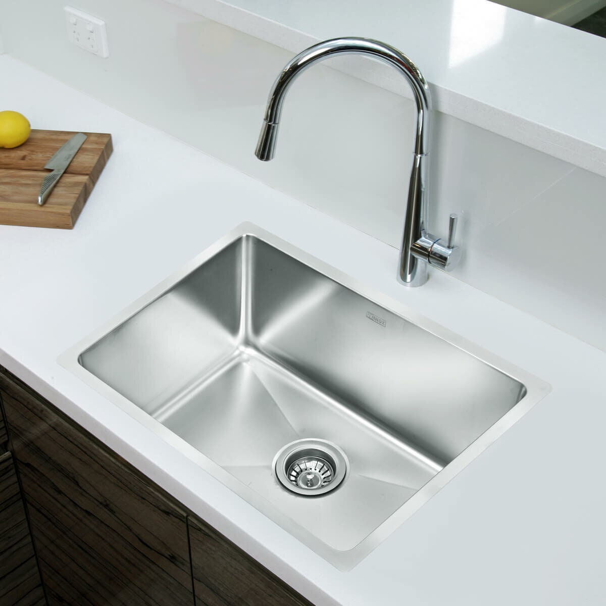 Artusi Regent Single Bowl Sink - AISI 304 Polished Stainless Steel, 1mm Thick - REGENT