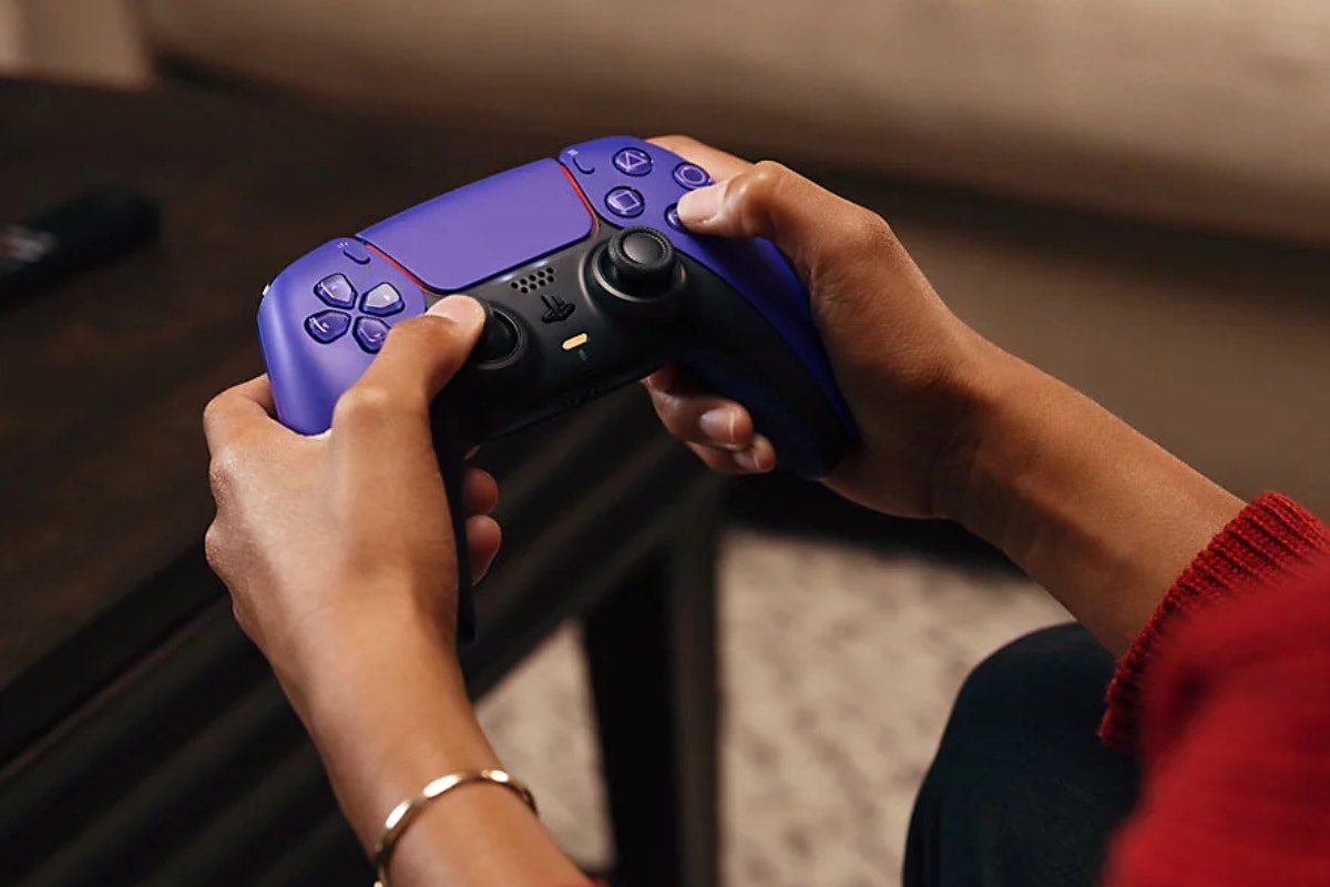 PS5™ PlayStation® 5 DualSense™ Wireless Controller (Galactic Purple)
