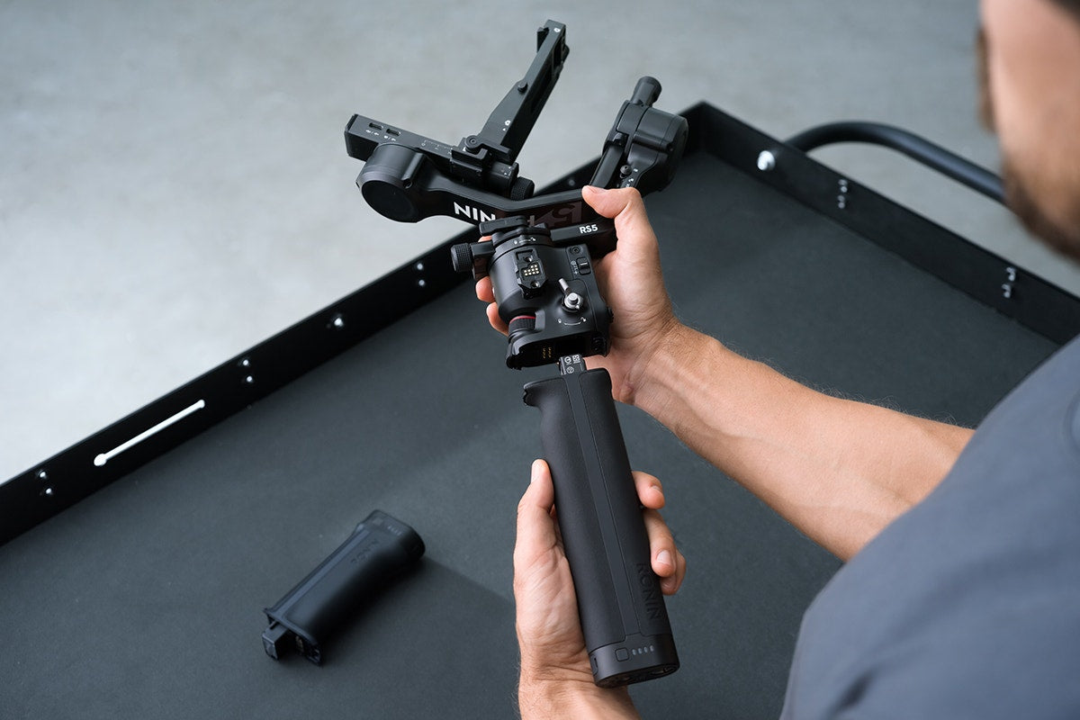 DJI RS 5 Gimbal Stabiliser for DSLR and Mirrorless Cameras
