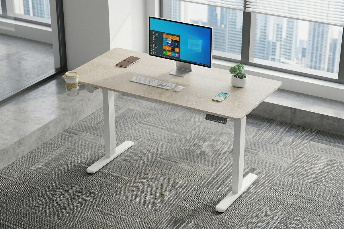 Ergolux Electric Standing Desk 140 x 70cm (Oak/White)