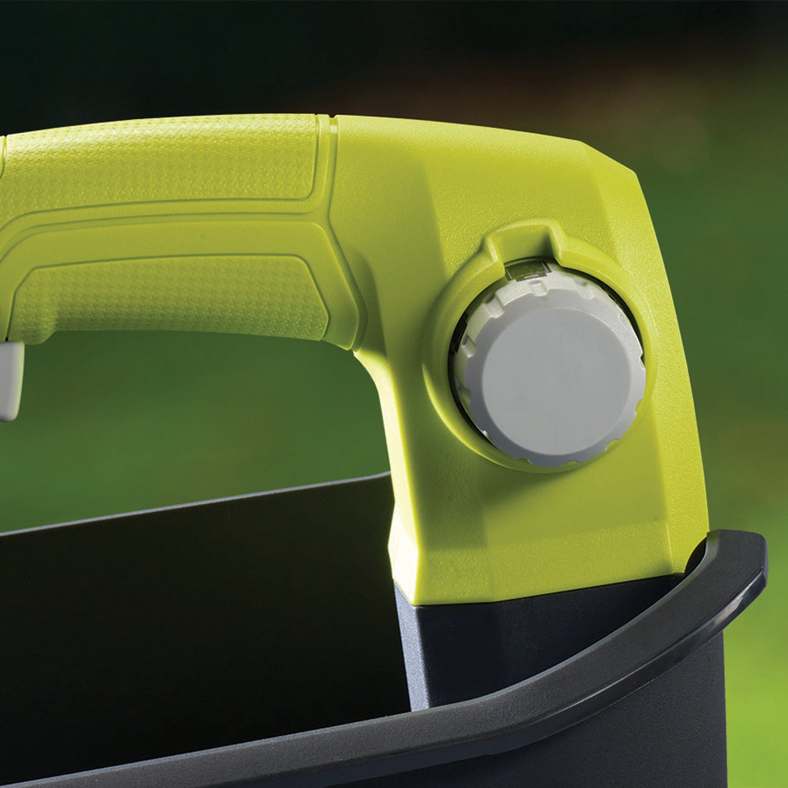 Ryobi ONE+ 18V Cordless Seed And Fertiliser Spreader OSS1800 Tool Only