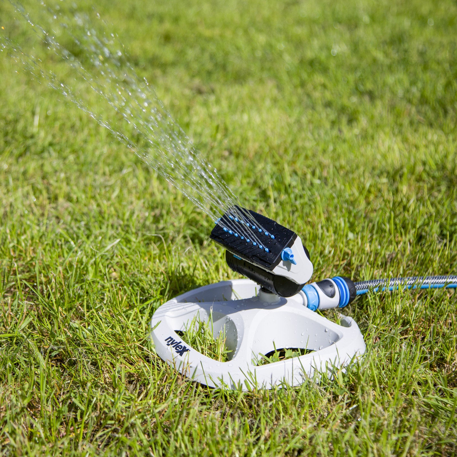 Nylex Oscillating Sprinkler Plus