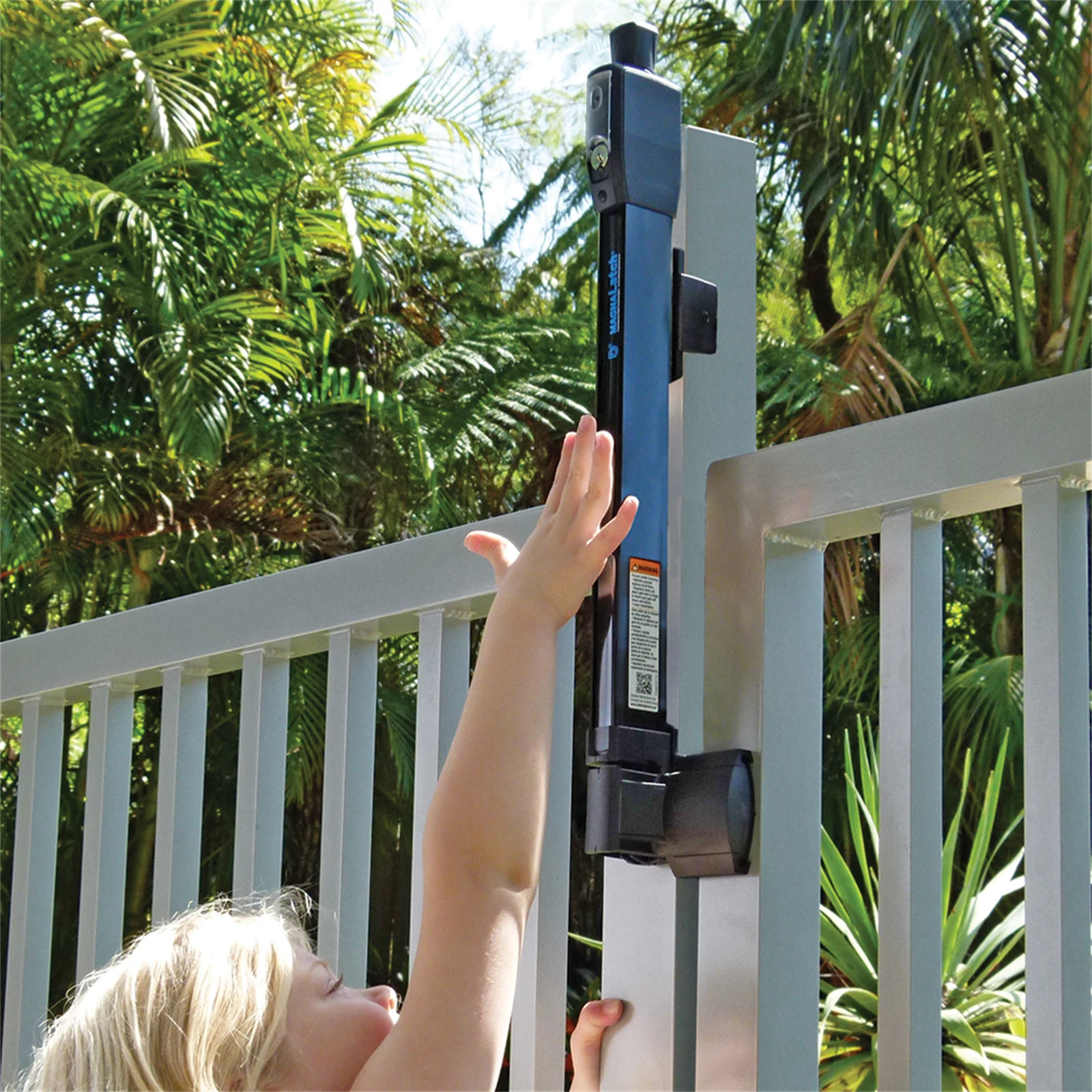 MagnaLatch Top Pull Series 3 Engineered Polymer Pool and Child Safety Gate Latch-Lock Black