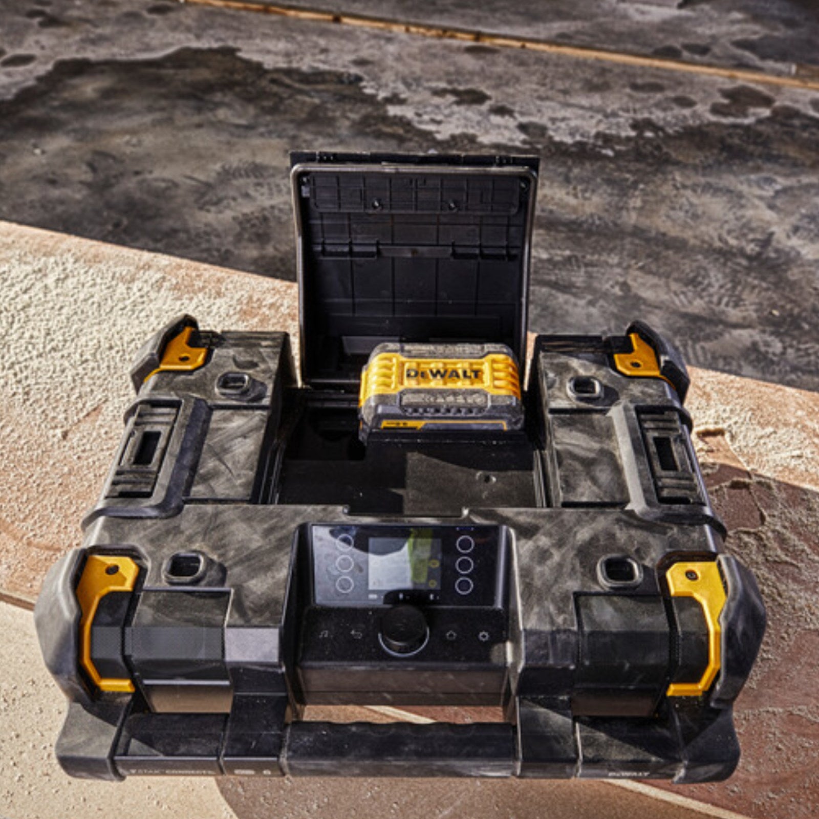 DeWALT XR Li-Ion TSTAK Cordless Jobsite Radio Skin Only Yellow DWST1-81080-XE