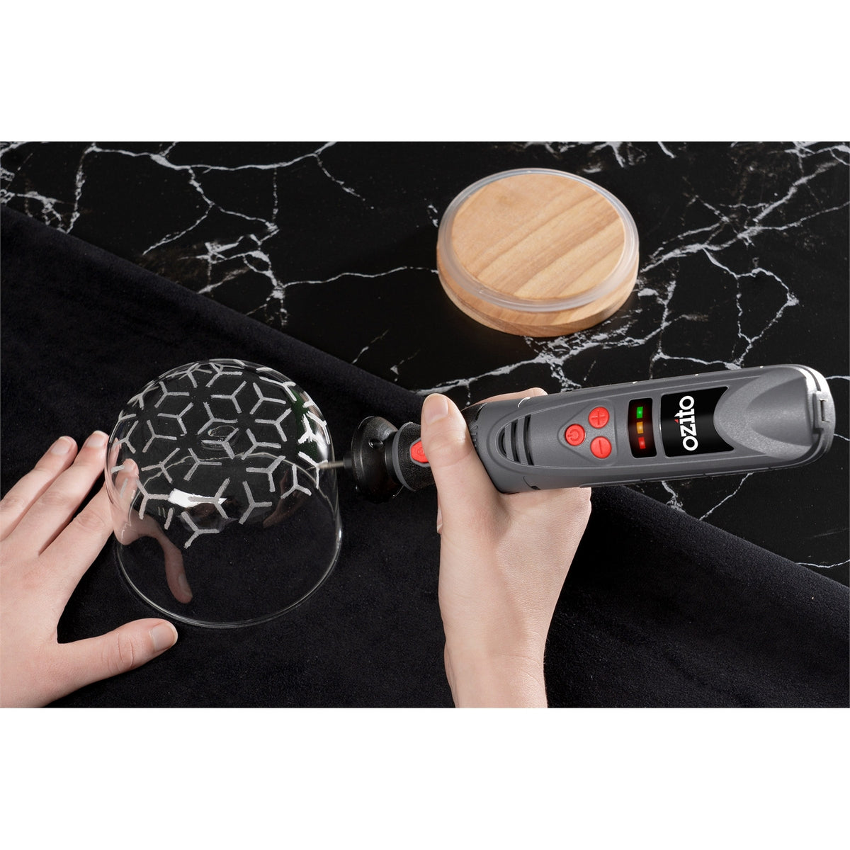 Ozito 3.6V Cordless Rotary Tool with 118 Piece Accessory Kit LRTK-036