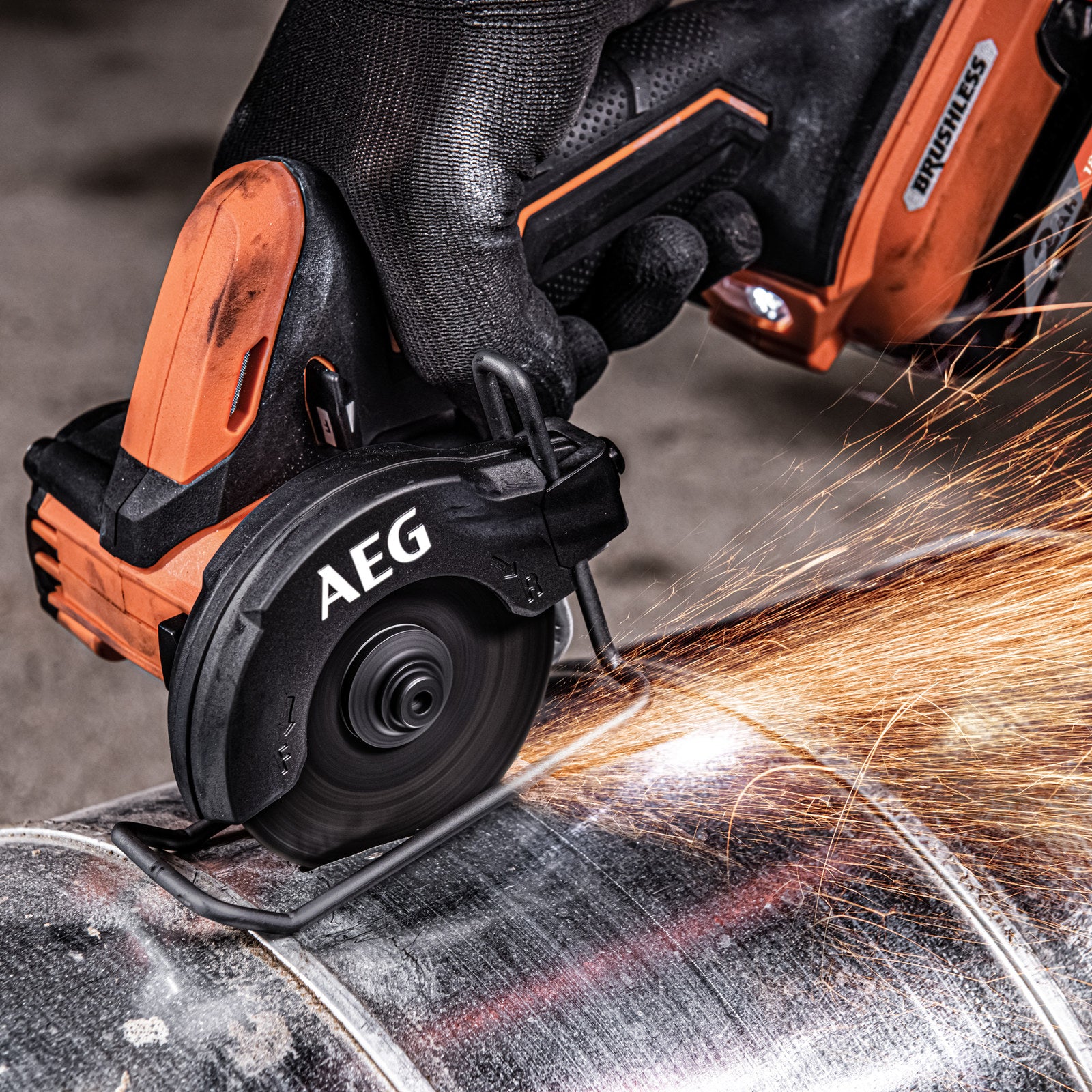 AEG 18V 3" Brushless Sub Compact Cut Off Tool - Skin Only