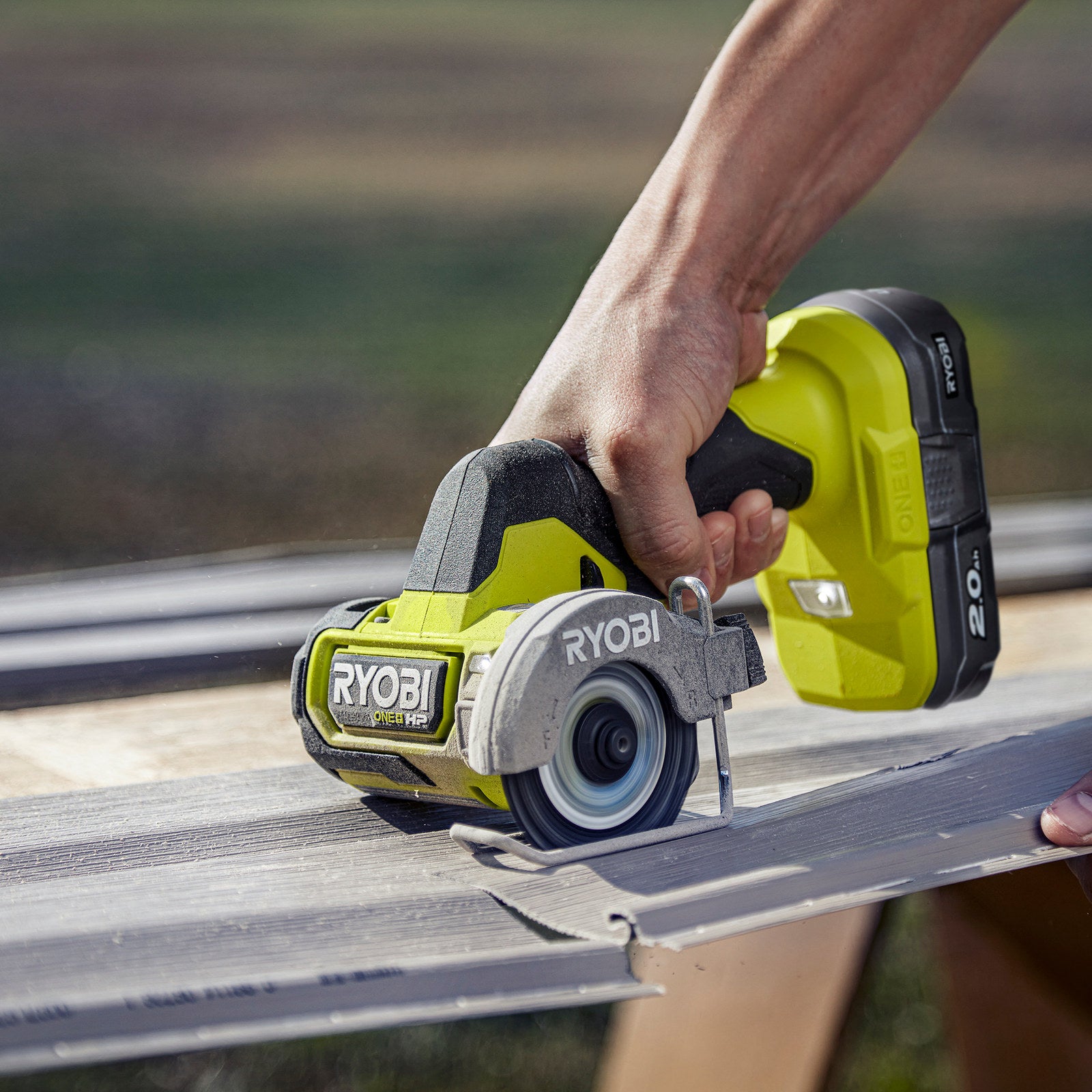 Ryobi 18V ONE+ HP Brushless 76mm Compact Cut Off Tool