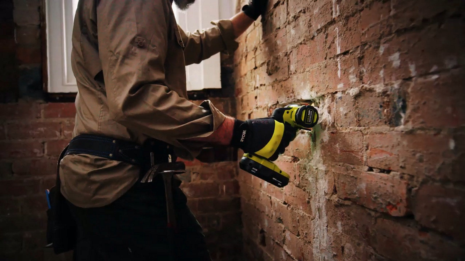 Ryobi 18V ONE+ HP Brushless 76mm Compact Cut Off Tool