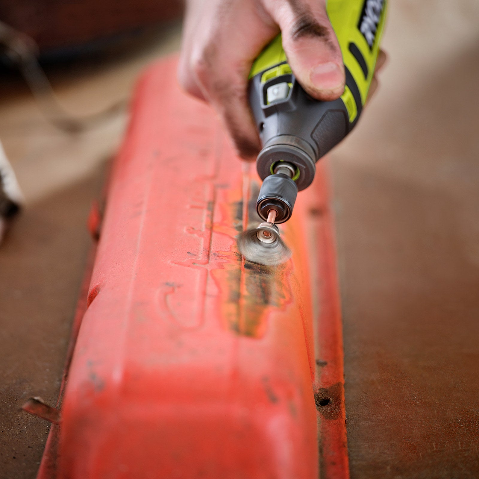 Ryobi Steel Wire Brush Set for Rotary Tools - 2 Pack (Fanned and Flat Head)