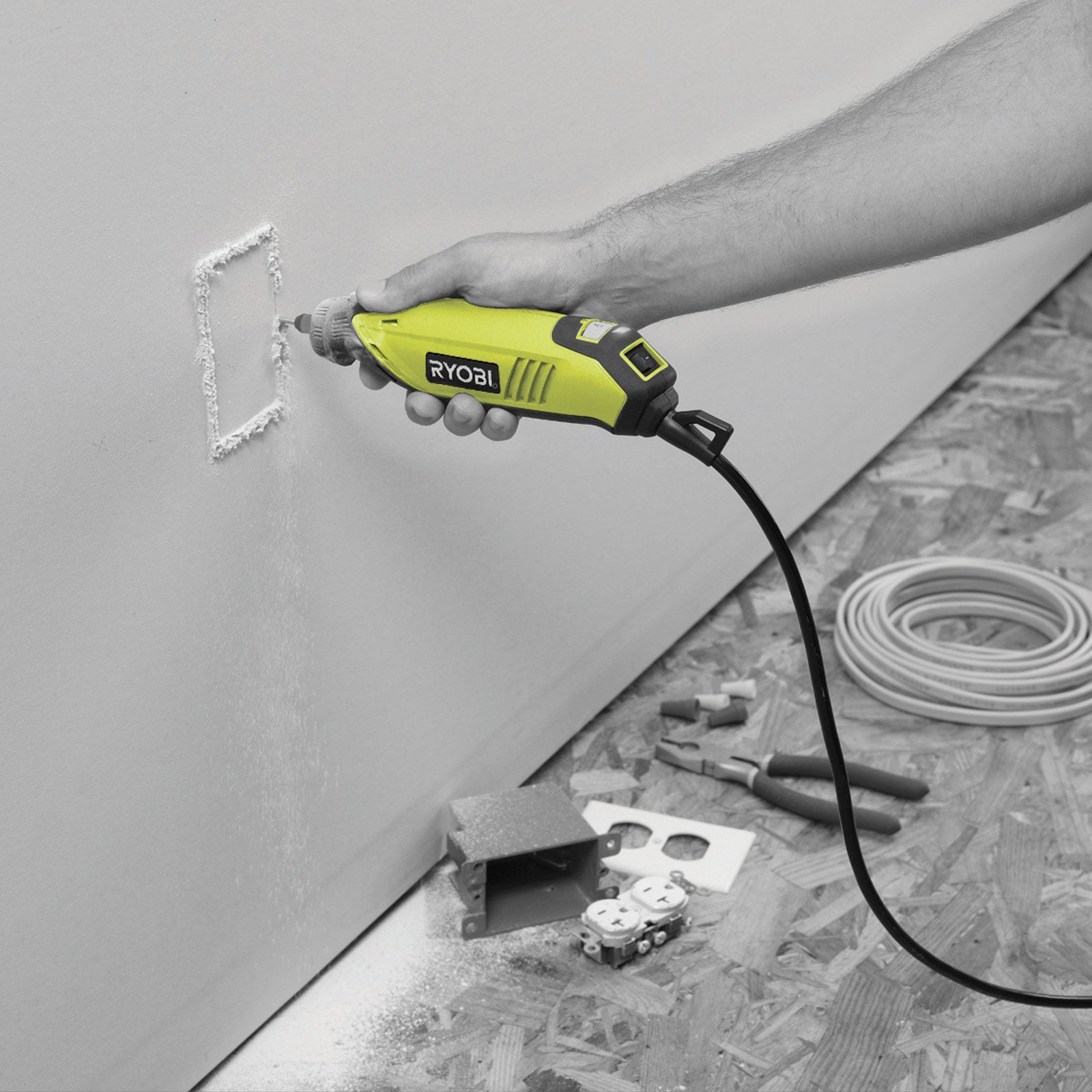 Ryobi Essential Rotary Tool, 150W, 240V, 30 Accessories RRT090