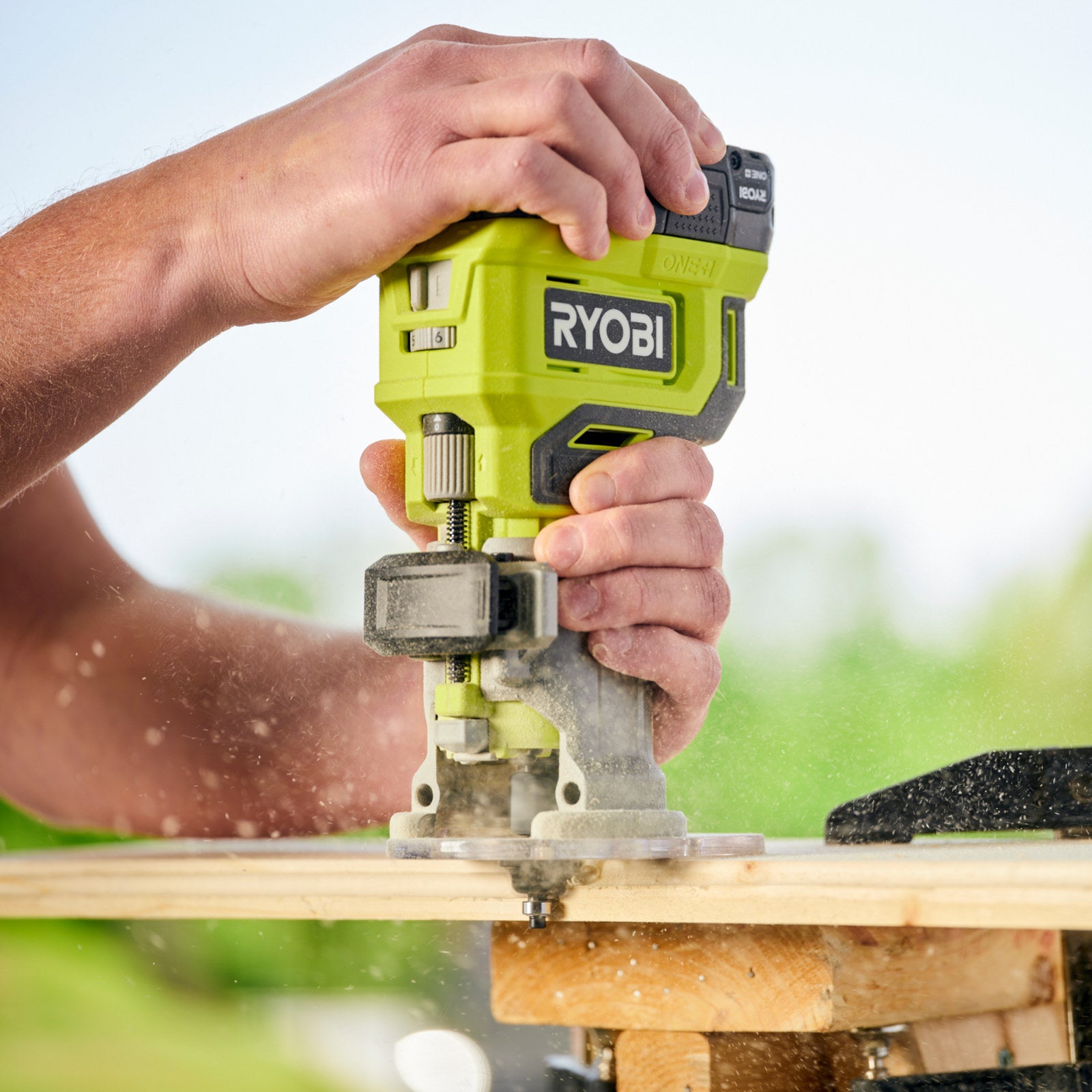 Ryobi 15-Piece Mixed Router Bit Set - Straight, Roundover, Chamfer & Trim