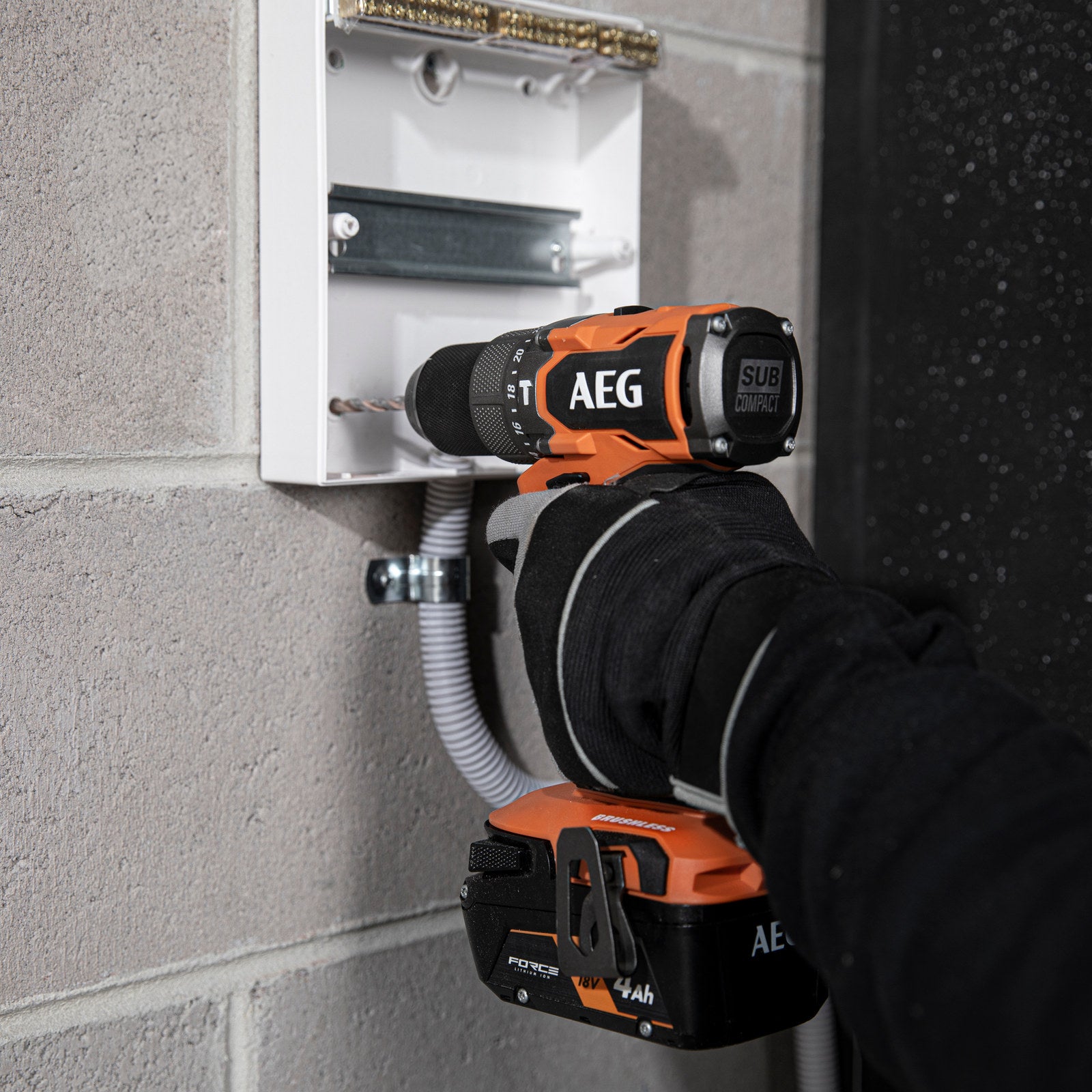 AEG 18V Brushless Sub-Compact Hammer Drill Skin Only A18SPDBL0