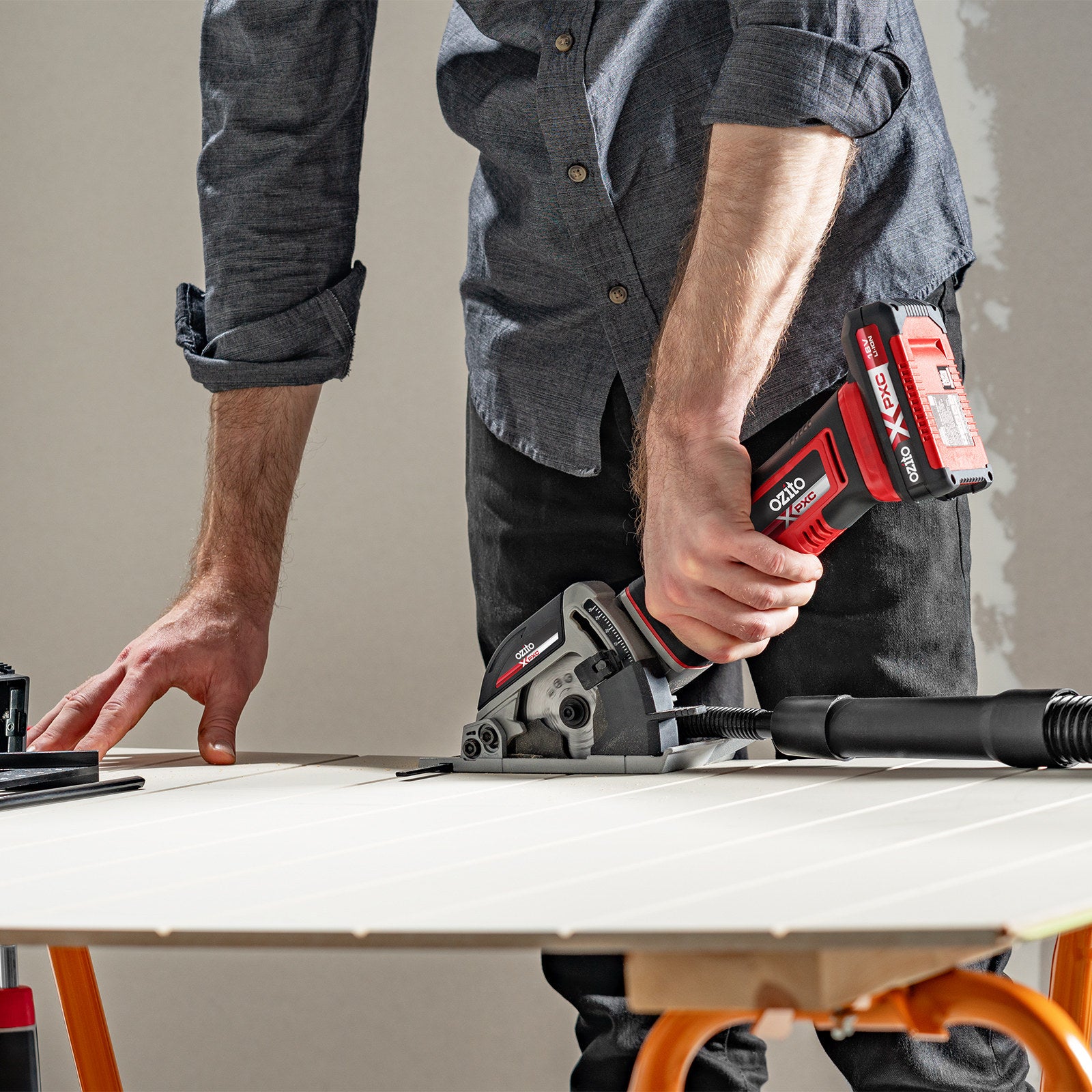 Ozito PXC 18V 89mm Cordless Plunge Saw Skin Only PXPSS-089