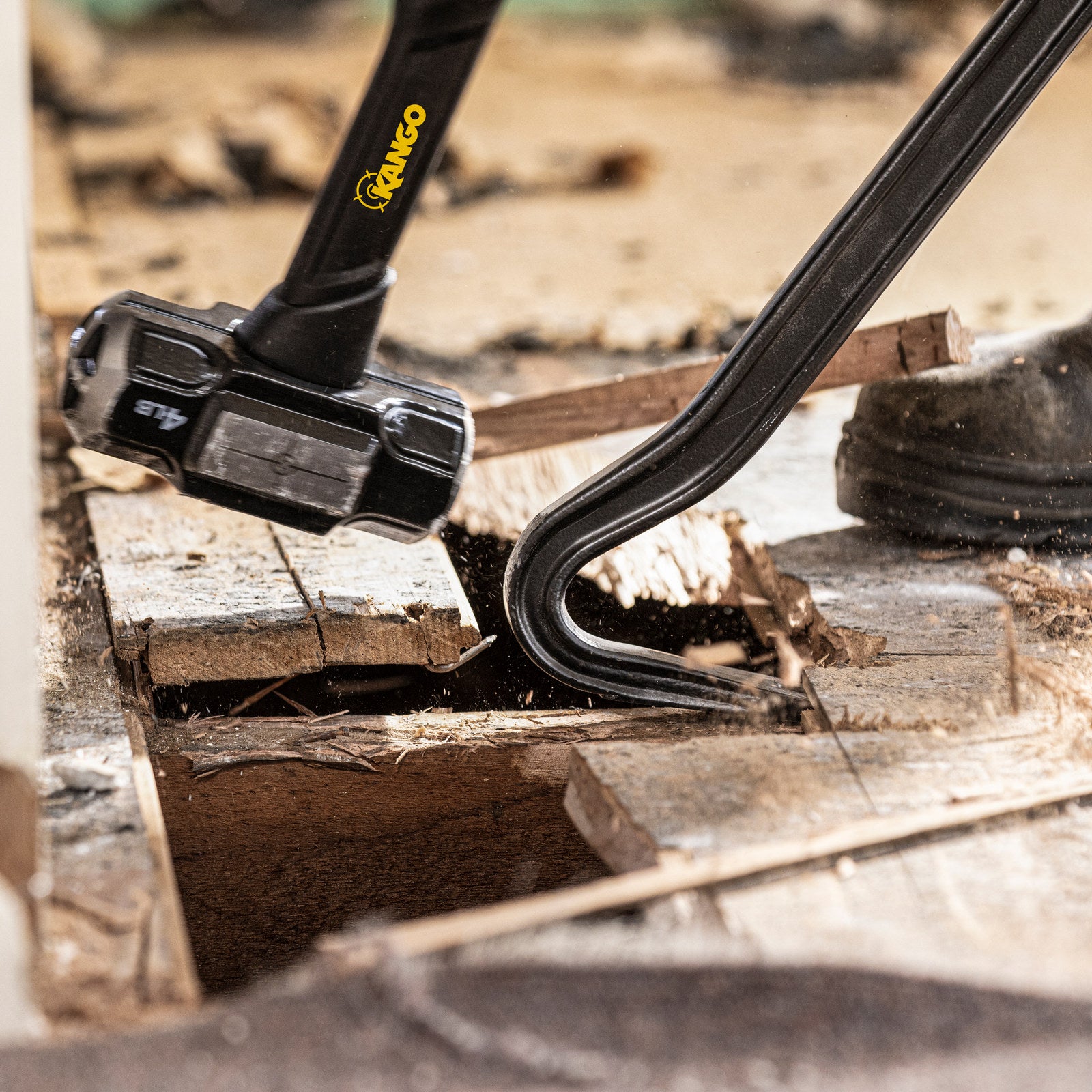 Kango 600mm Wrecking Bar with Nail Extractor and Built-In Fulcrum