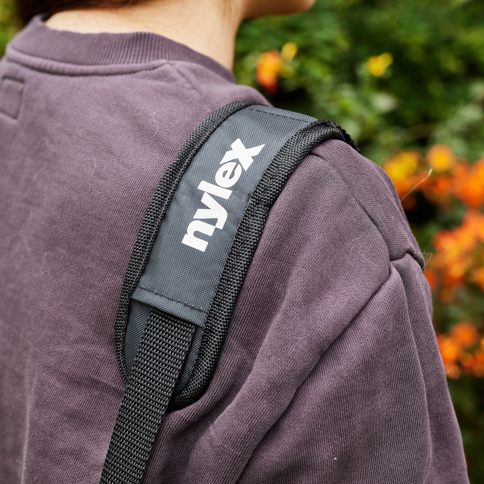 Nylex 8L Battery Garden Sprayer - 60cm Hose, Shoulder Strap & Adjustable Spray Tip