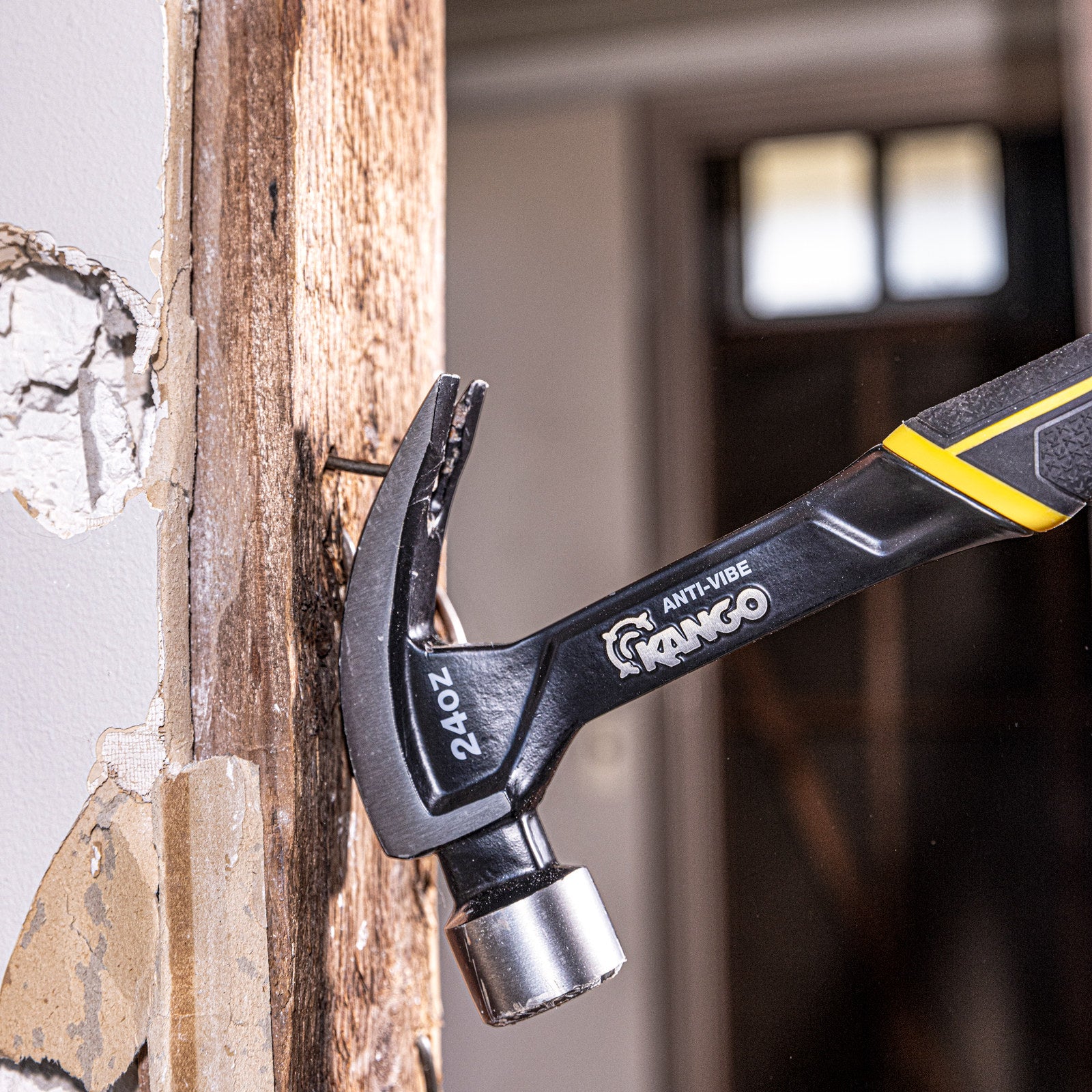 Kango 24oz Anti-Vibe Steel Claw Hammer, Fixed Head