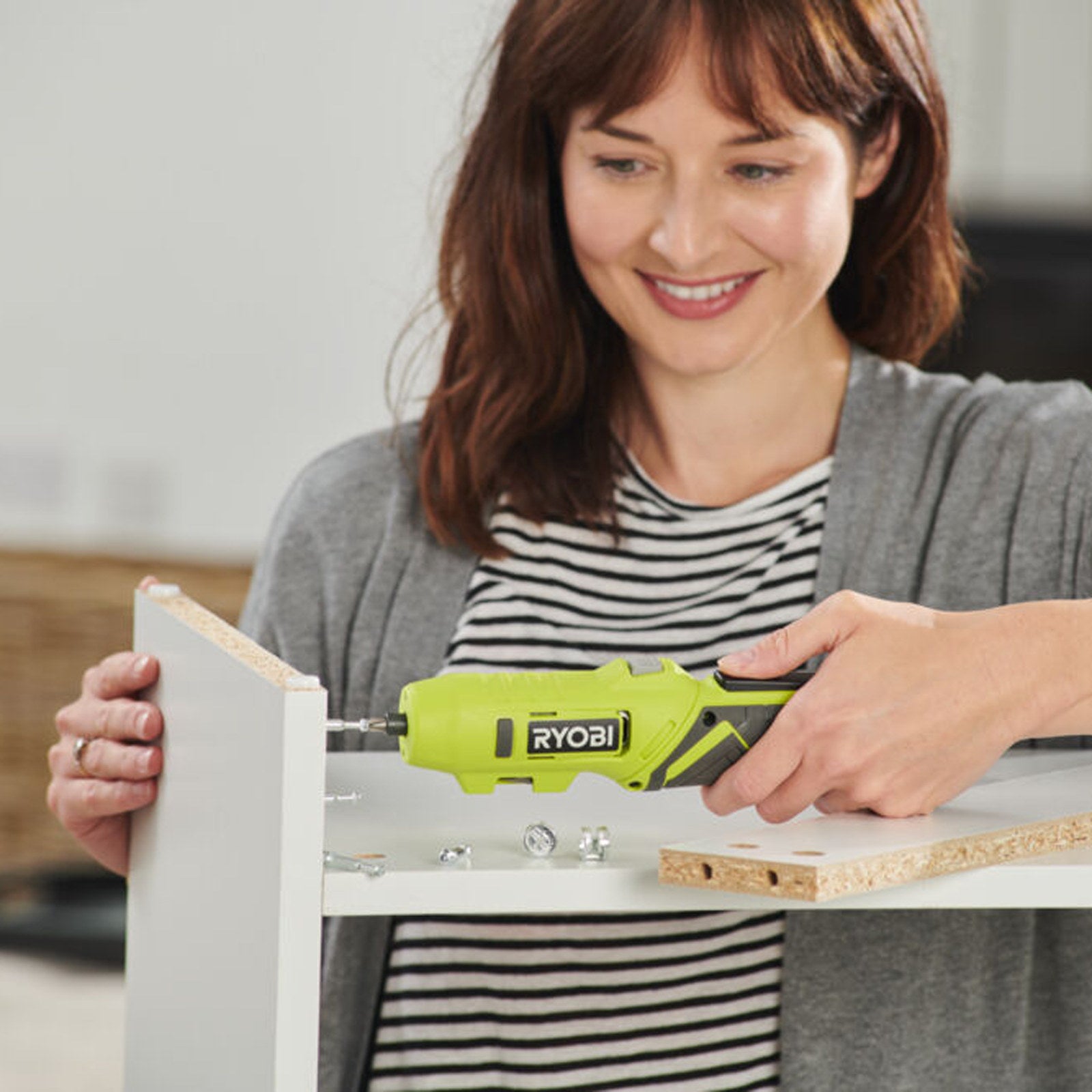 Ryobi USB Lithium Cordless Twist Grip Screwdriver 2Ah Kit RSDP4K