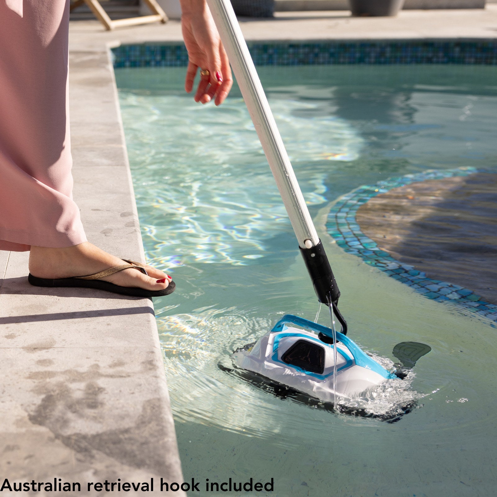 Hy-Clor i1 Cordless Robotic Pool Cleaner