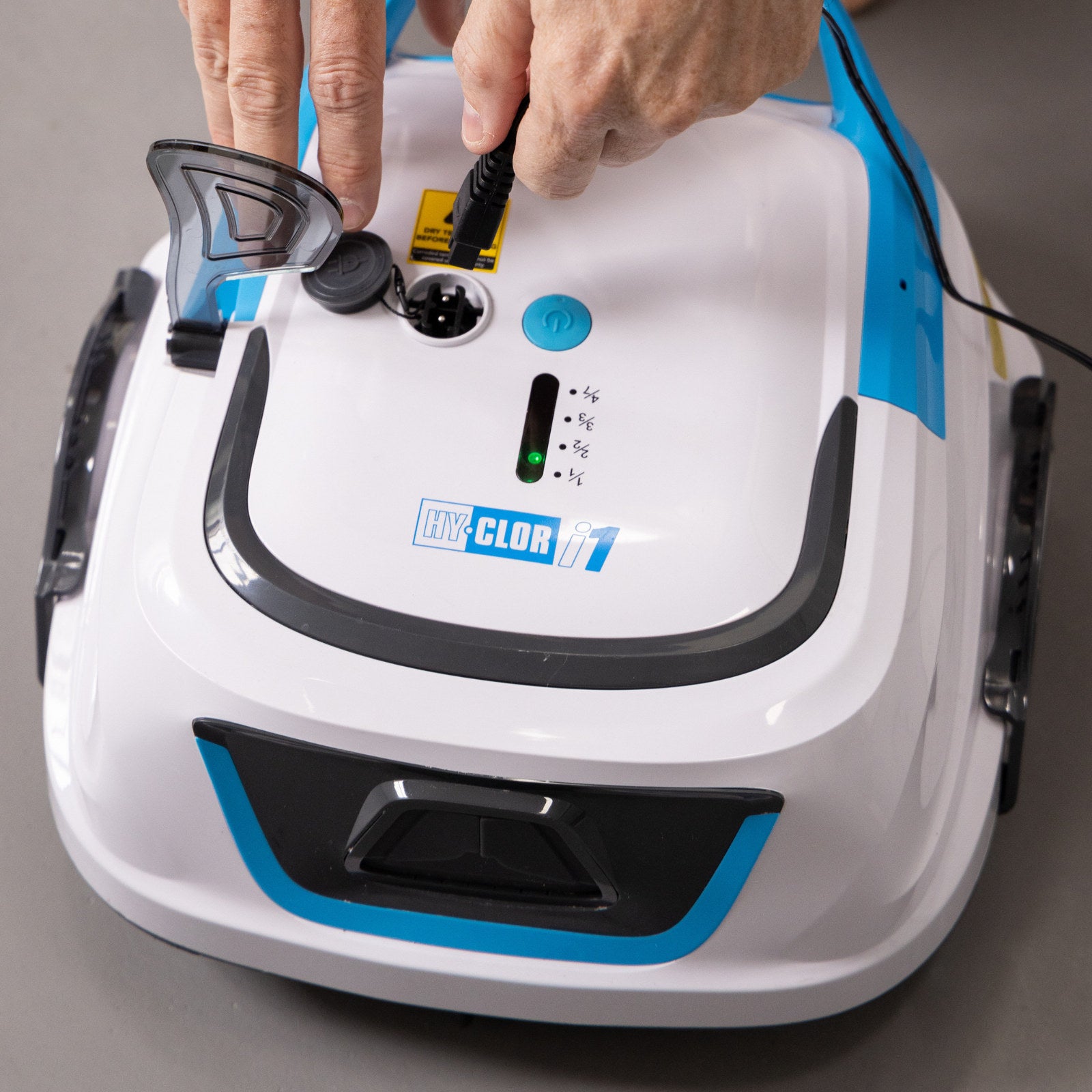 Hy-Clor i1 Cordless Robotic Pool Cleaner