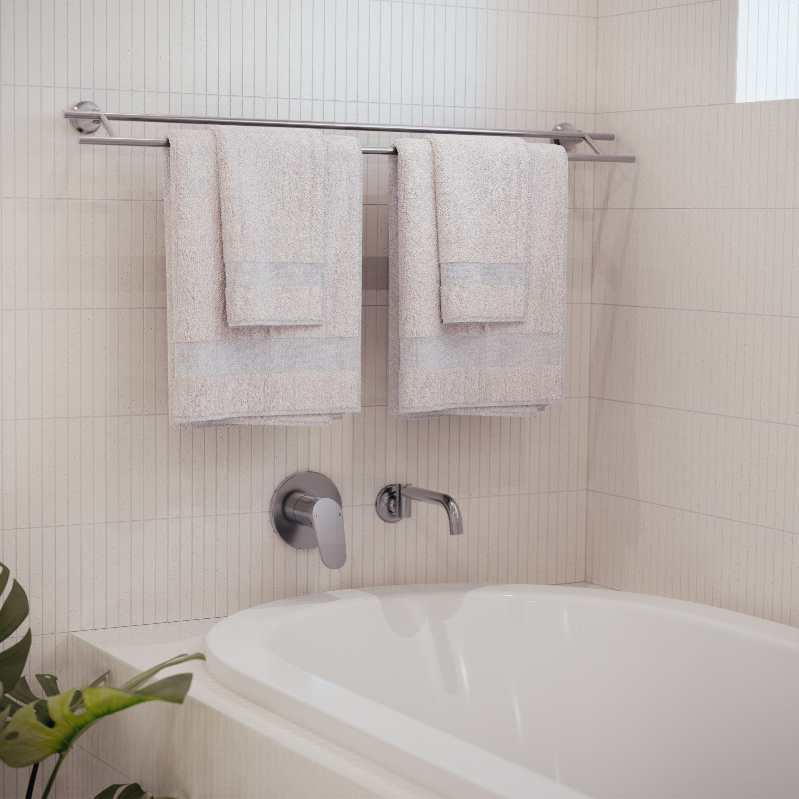 Mondella Cadenza Chrome Swivel Bath Spout, Brass