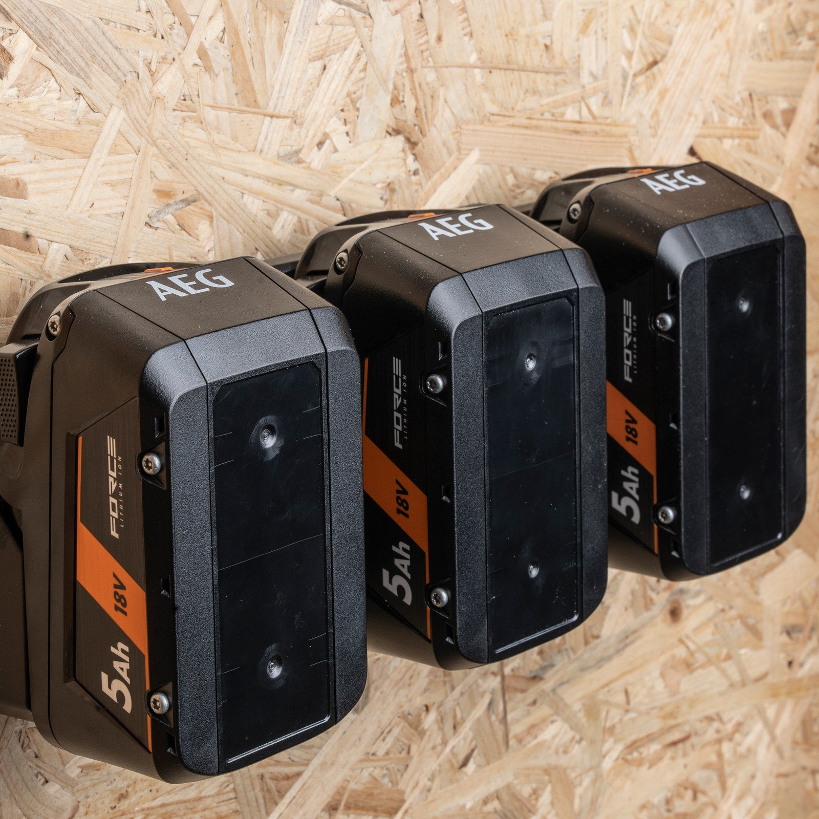 AEG 3 Port 18V Battery Holder Wall and Bench Mount AQSBH