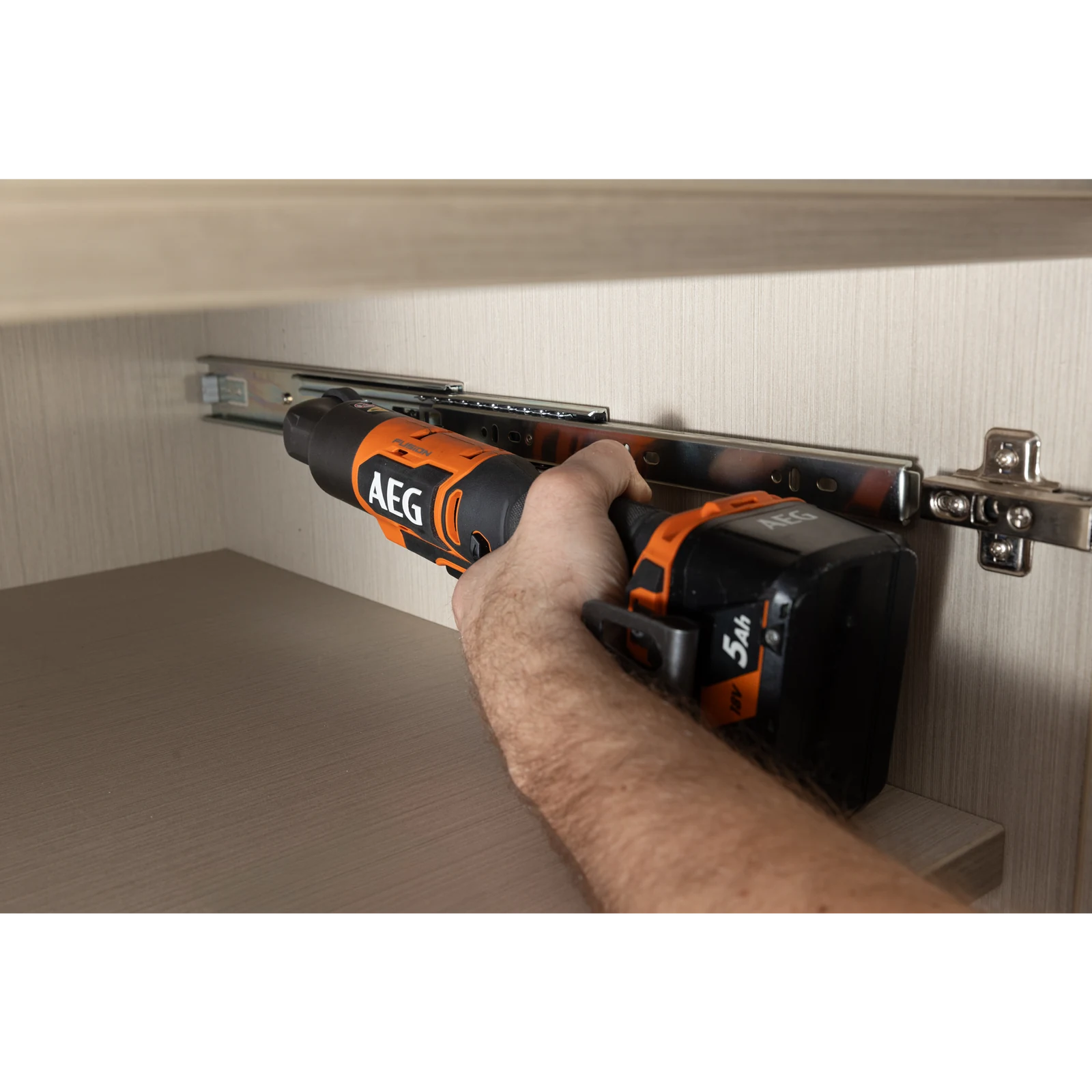 AEG 18V FUSION Right-Angled Impact Driver Skin A18FRAID0