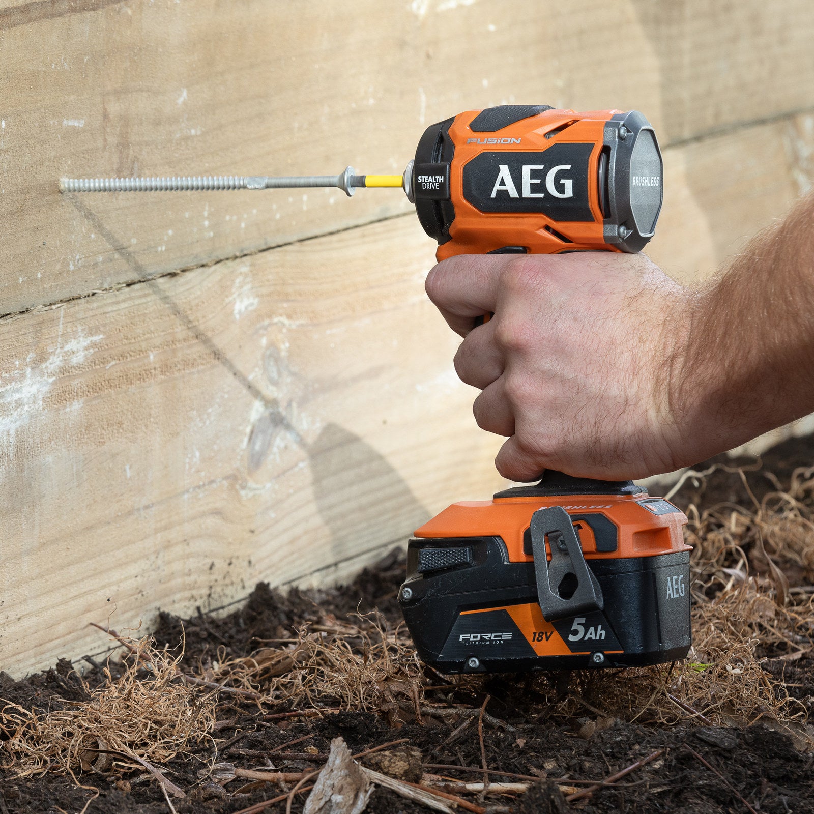 AEG 18V Fusion Stealth Cordless Impact Driver 4Ah Kit A18FSID41 - Brushless