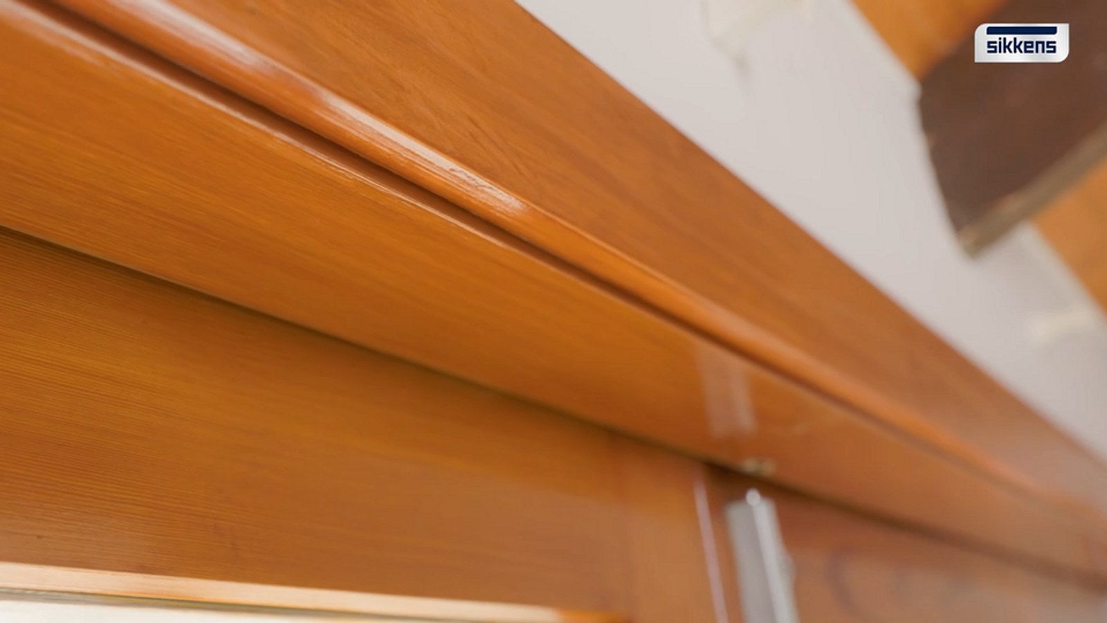Sikkens Cetol HLSe Oil Based Timber Finish 1L Pine Satin UV Resistant