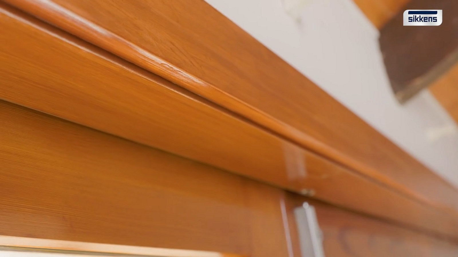 Sikkens Cetol Filter 7 Plus 1L Teak Oil-Based Timber Stain, UV Resistant, Waterproof, Splatter Resistant
