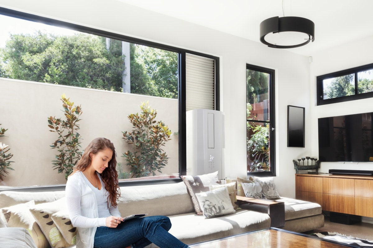 Kogan 2.2kW Inverter Vertical Window Air Conditioner - SuperSaverAU - view 3