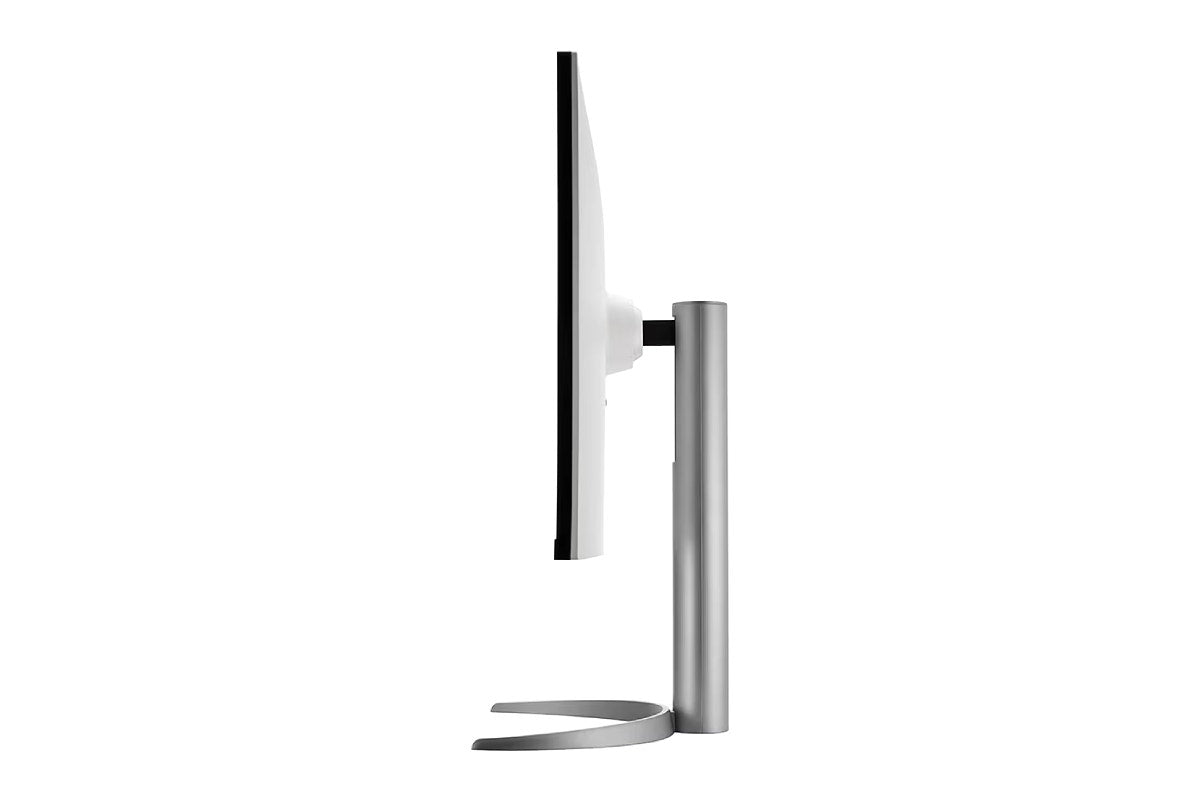 LG 32" UHD 144Hz FreeSync USB-C Gaming Monitor (32UQ750P-W)