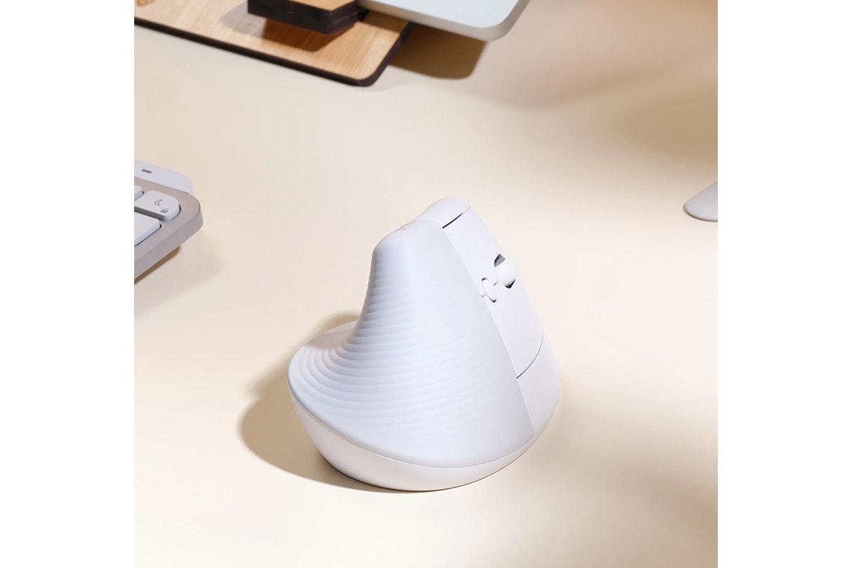 Logitech Lift Vertical Ergonomic Mouse (Mac, Pale Grey)