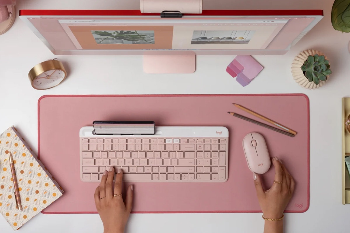 Logitech K580 Slim Multi-Device Wireless Keyboard (Rose)