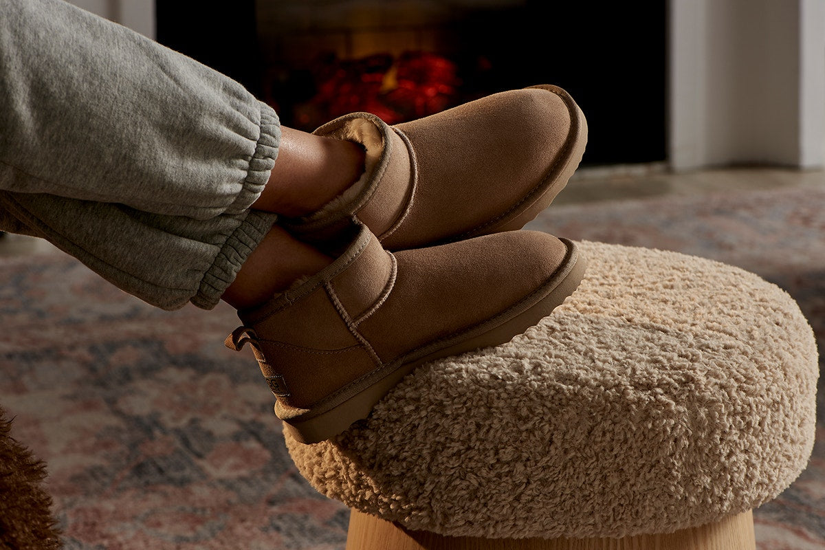 UGG Outback Premium Australian Sheepskin Ultra Mini Boot (Sand, Size 11M/12W US)
