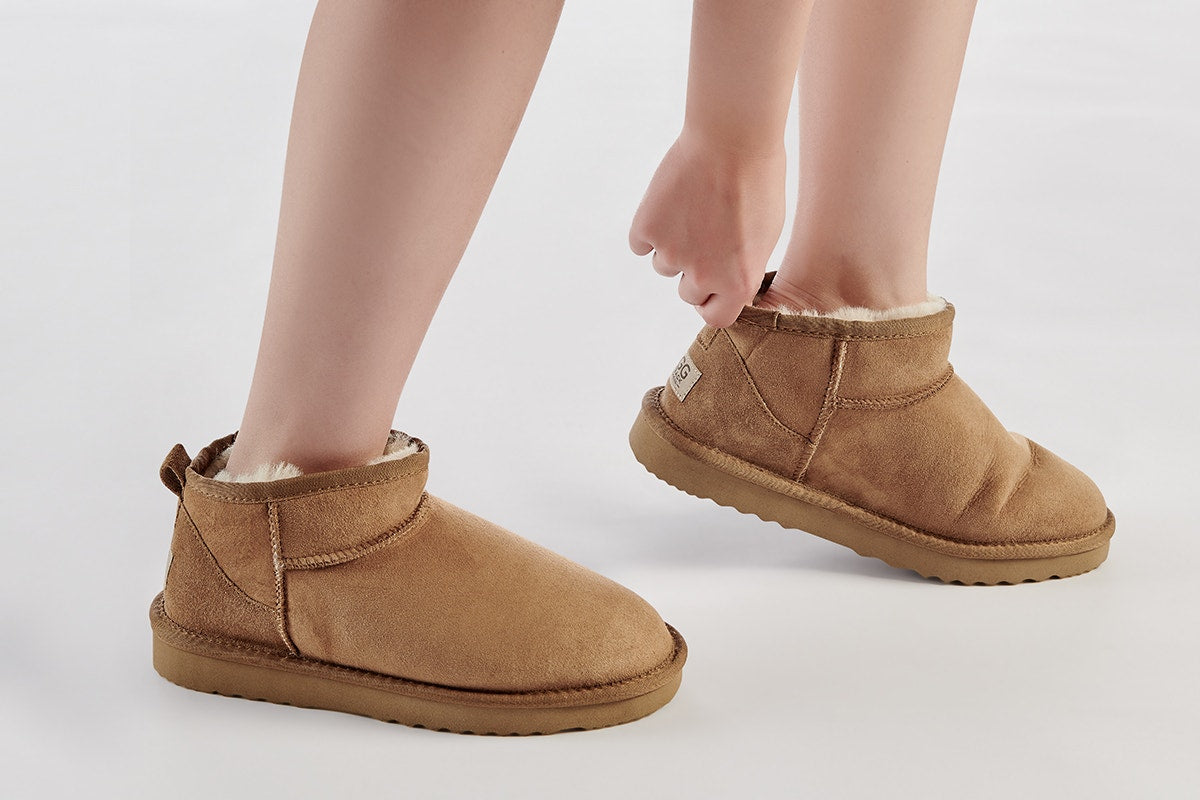 UGG Outback Premium Australian Sheepskin Ultra Mini Boot (Chestnut, Size 8M/9W US)