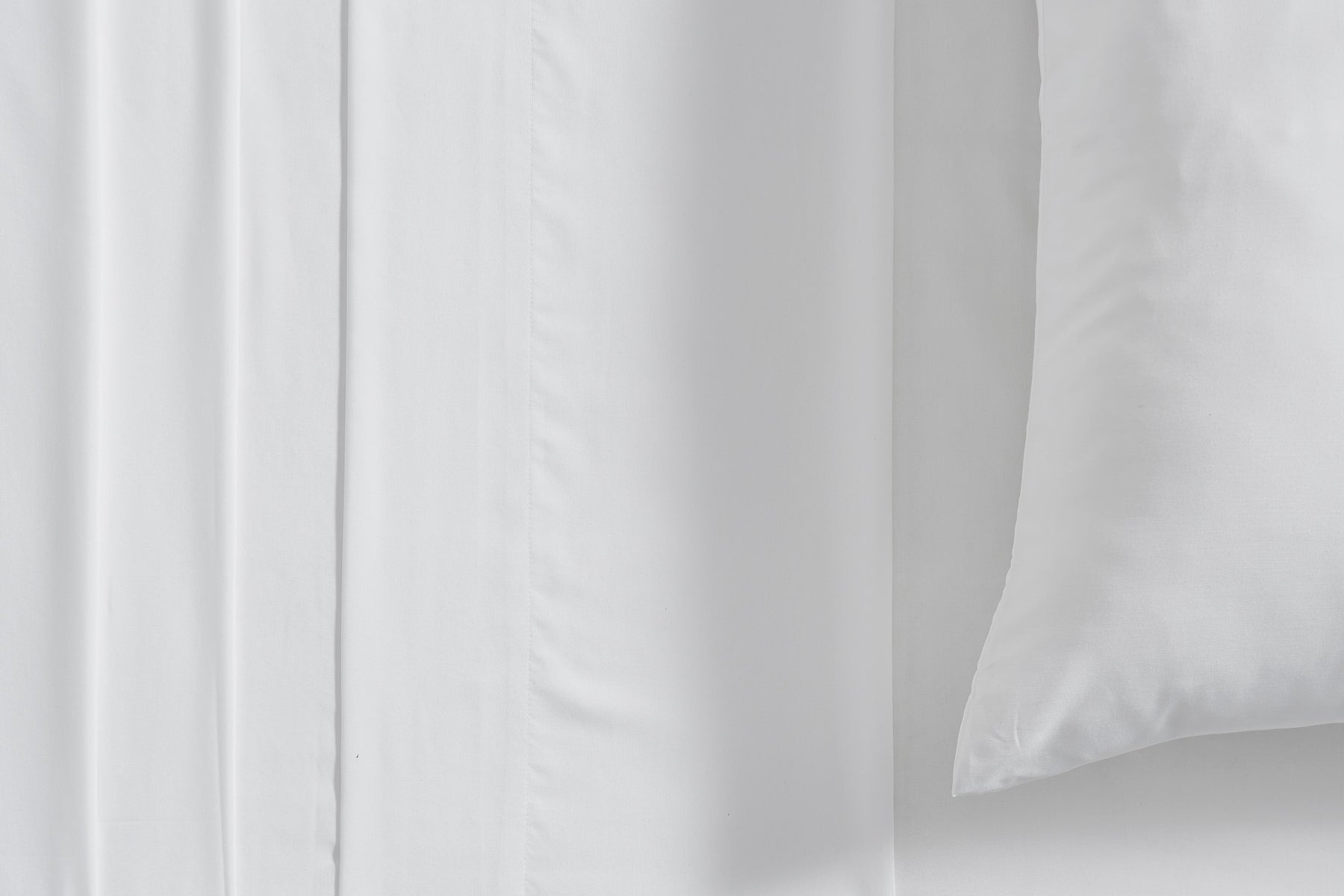 Ovela 100% Natural Bamboo Bed Sheet Set (White, Single)