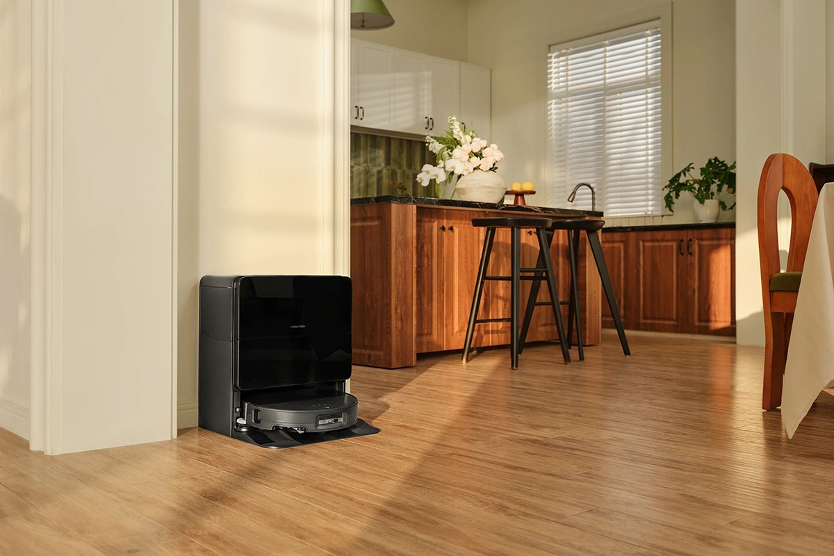 Roborock Saros 10 Vacuum Cleaner (Official Australian Model)