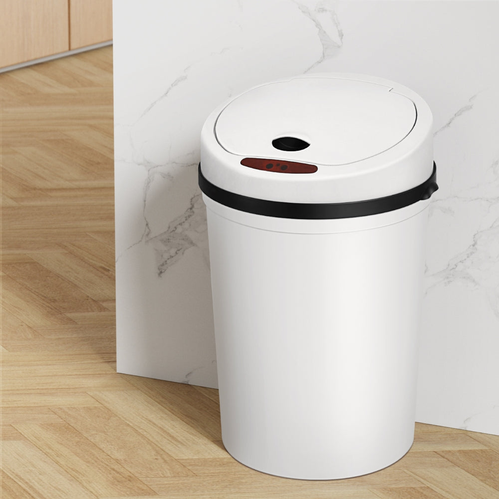 Devanti 9L Motion Sensor Rubbish Bin – White