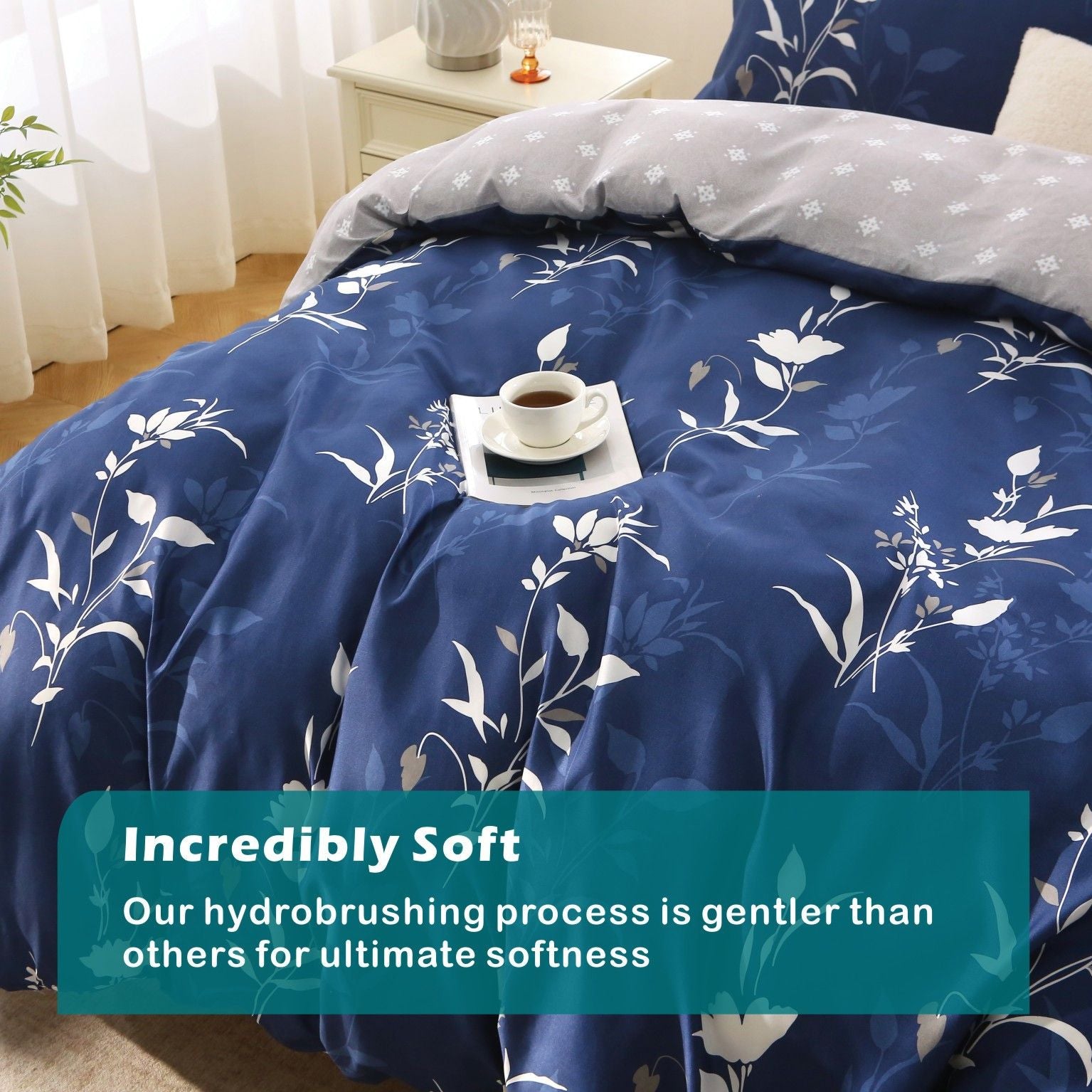 2000TC Microfibre Zipper Quilt Cover Set - 3 Piece, Navy Floral, Queen