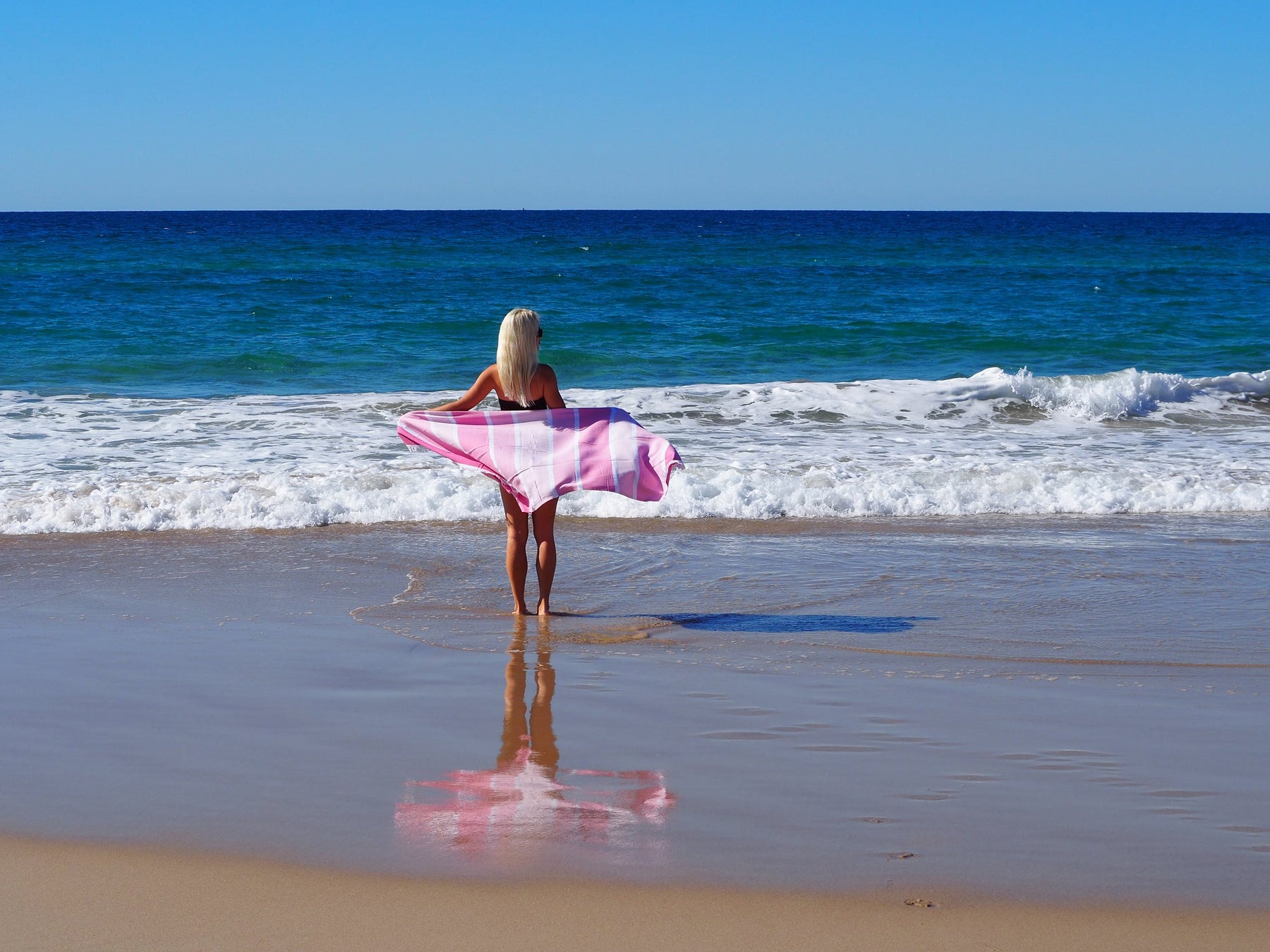Sorrento Pure Turkish Cotton Beach Towel - Quick Drying, 95 x 175cm, Candy - SuperSaverAU - view 2