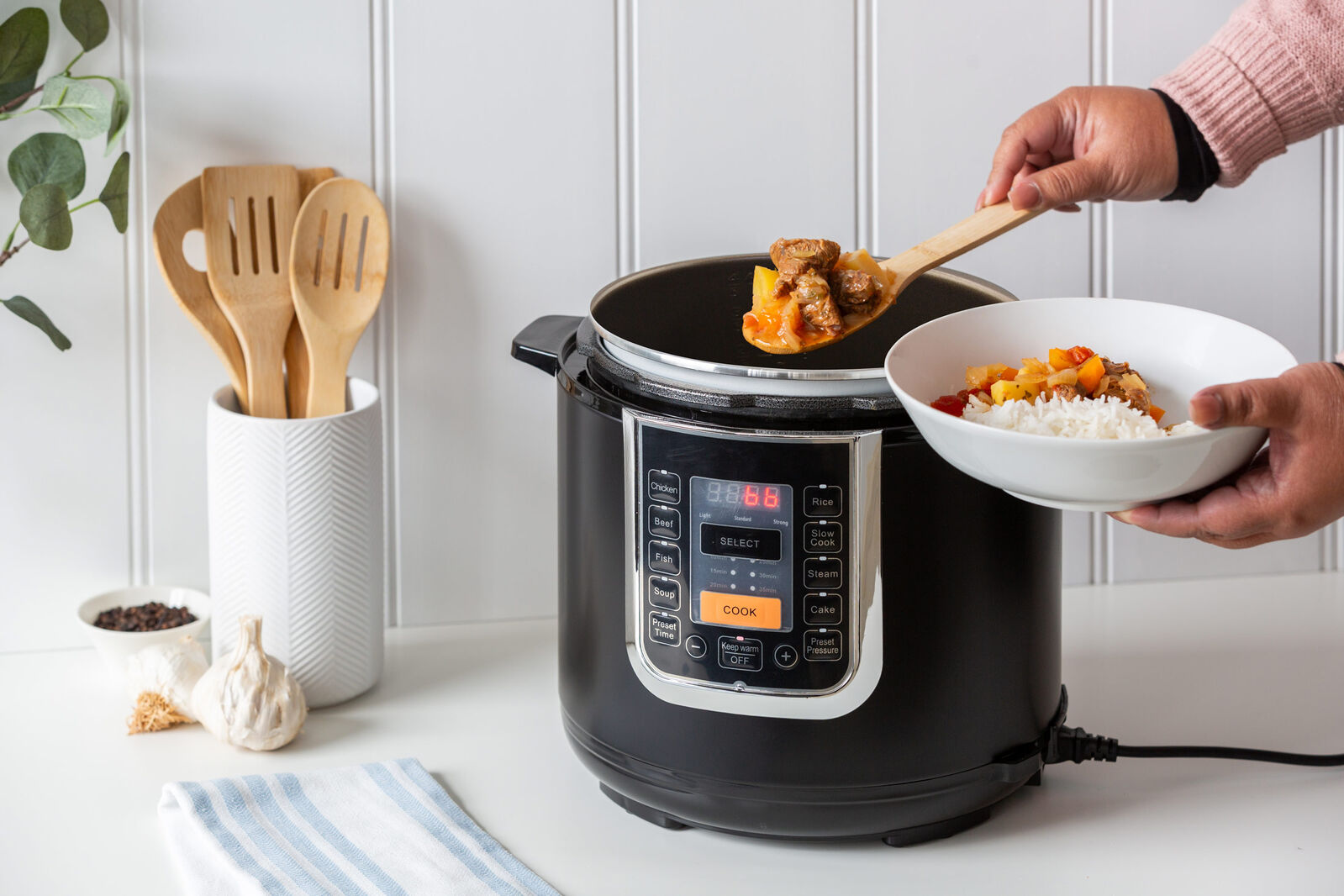 6L Ceramic Coated, PFAS Free Automatic Pressure Cooker - SuperSaverAU - view 2
