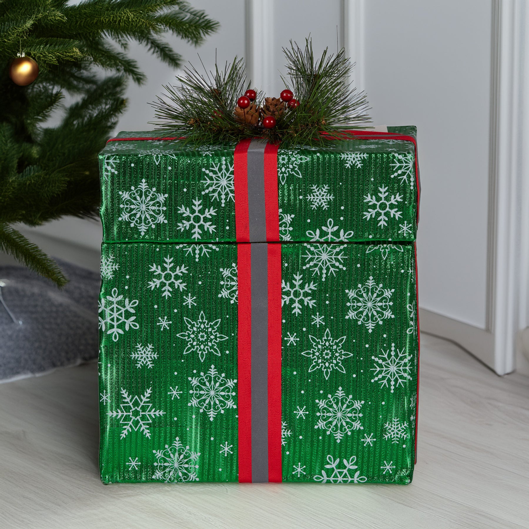 Christabelle Animated Elf Gift Box Led Lights Christmas Tree Decoration Ornament - SuperSaverAU - view 4