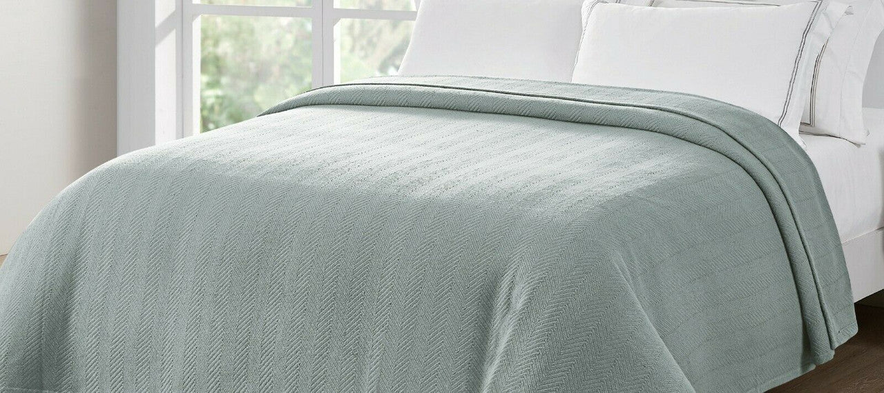 Organic Woven Herringbone Blanket 228 x 228 cm - 100% Cotton, OEKO-TEX® Certified - SuperSaverAU - view 1