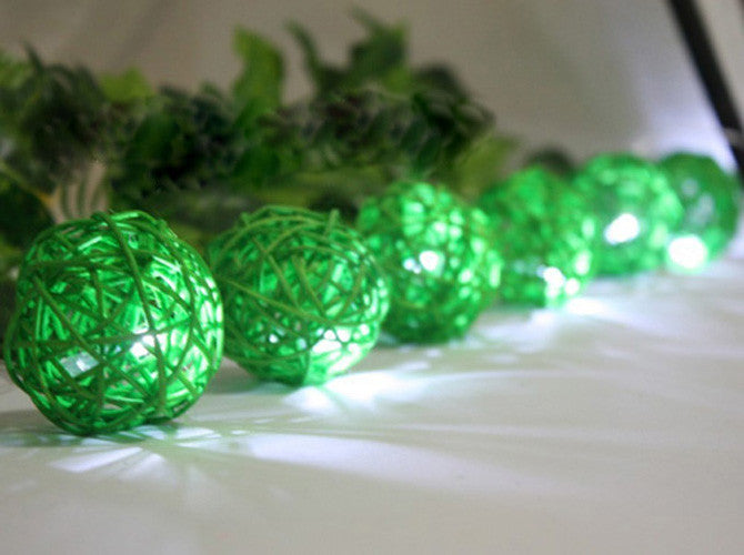 1 Set of Green 5cm Rattan Cane 20 Ball Battery Powered 3m String Lights Christmas Gift Home Wedding Party Bedroom Decoration Table Centrepiece - SuperSaverAU - view 3