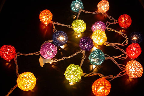 1 Set of Multi Coloured 5cm Rattan Cane 50 Ball Battery Powered LONG 5m String Lights Christmas Gift Home Wedding Party Bedroom Decoration Table Centrepiece - SuperSaverAU - view 1