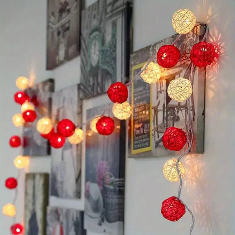1 Set of Red and White 5cm Rattan Cane 50 Ball Battery Powered LONG 5m String Lights Christmas Gift Home Wedding Party Bedroom Decoration Table Centrepiece - SuperSaverAU - view 1