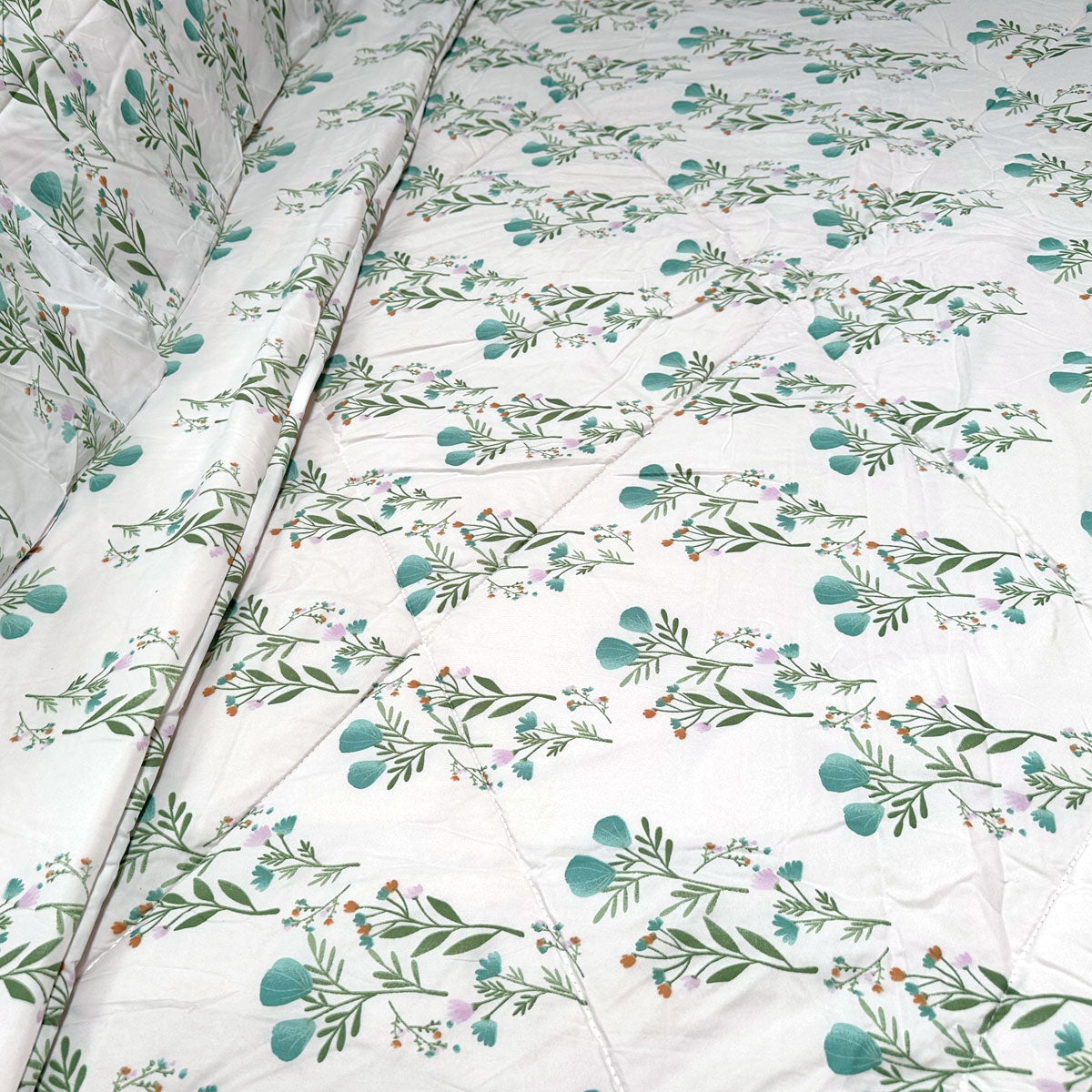 Hotel Living 3 Pce Light Weight Microfiber Comforter Set Queen/King Floral Teal - SuperSaverAU - view 2